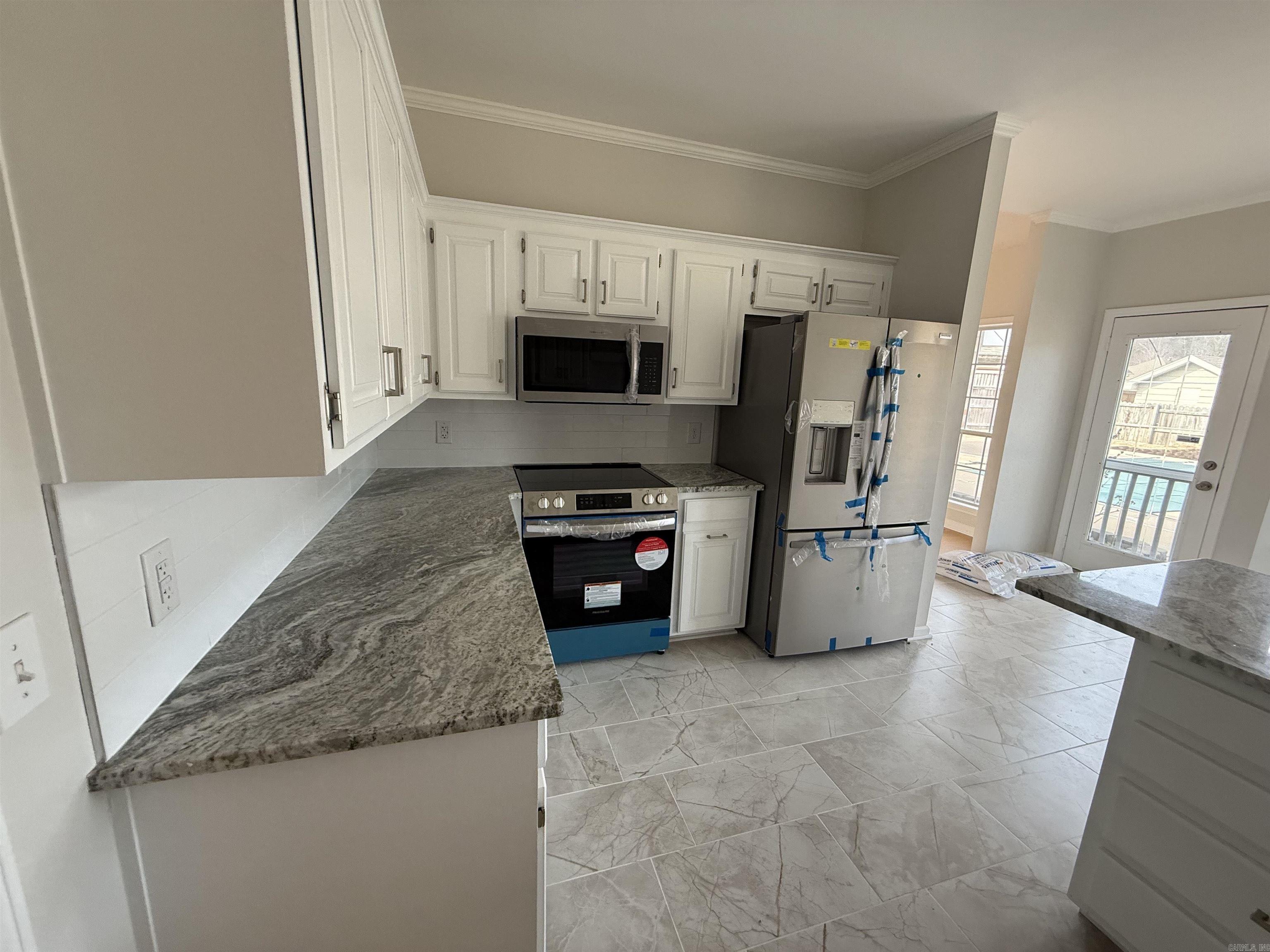 137 GRIZZLY BEAR White Hall, AR 71602