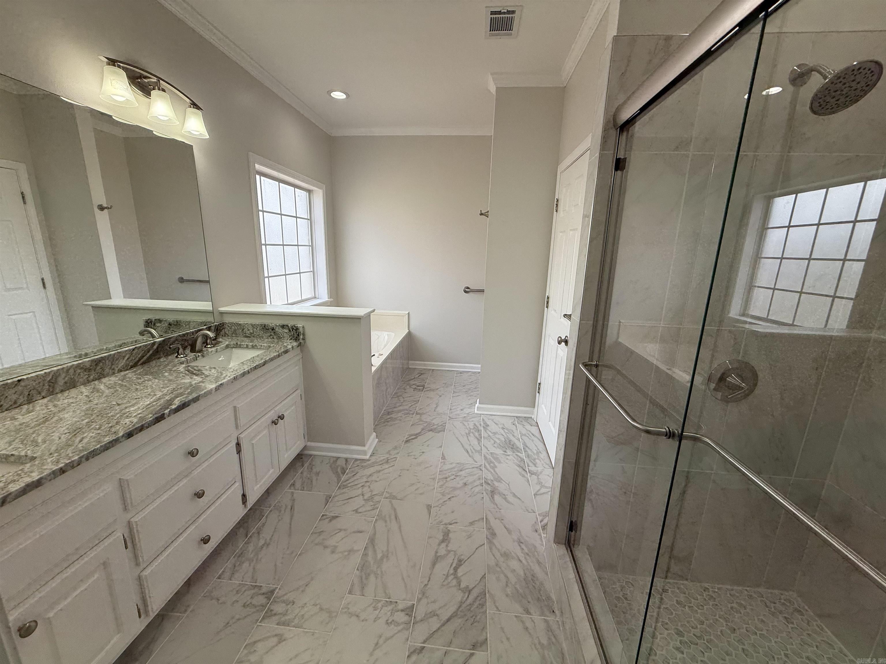 137 GRIZZLY BEAR White Hall, AR 71602