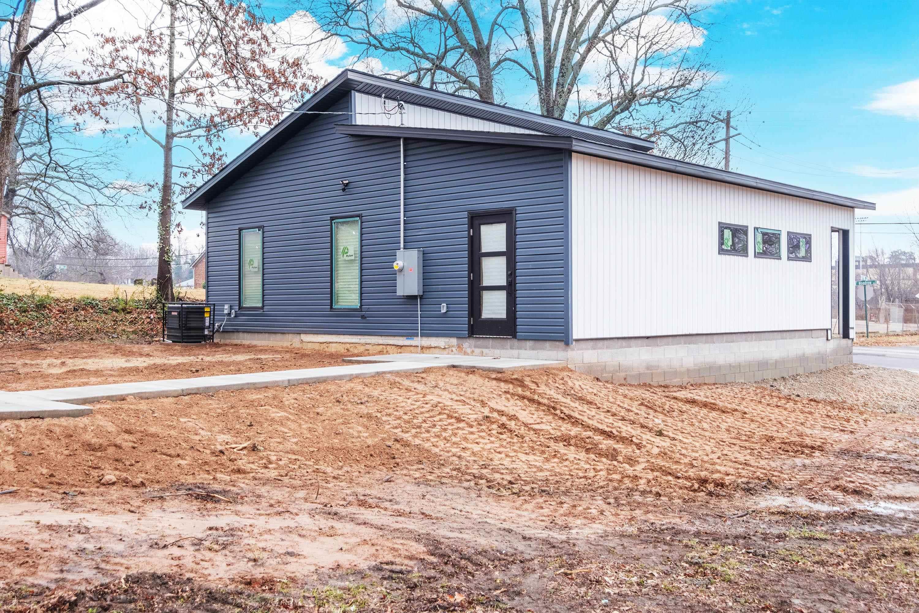 1614 S Woodrow  Little Rock, AR