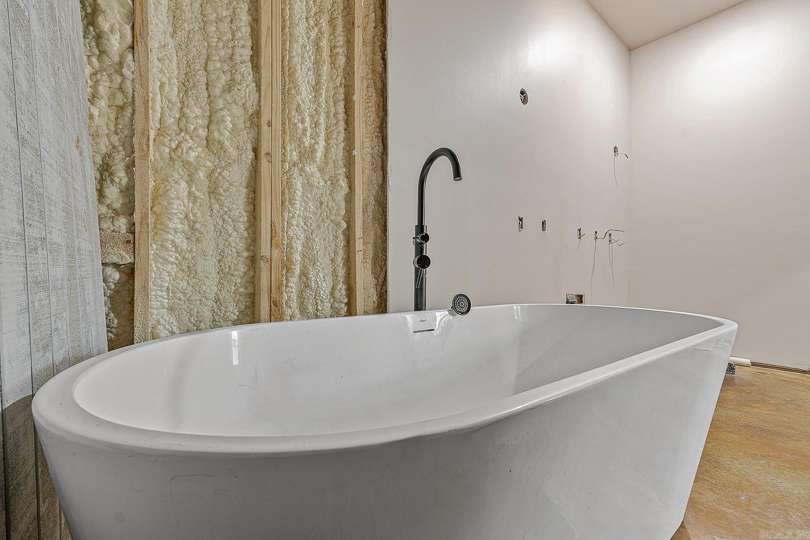 4822 Possum Hollow Road Harrisburg, AR 72432