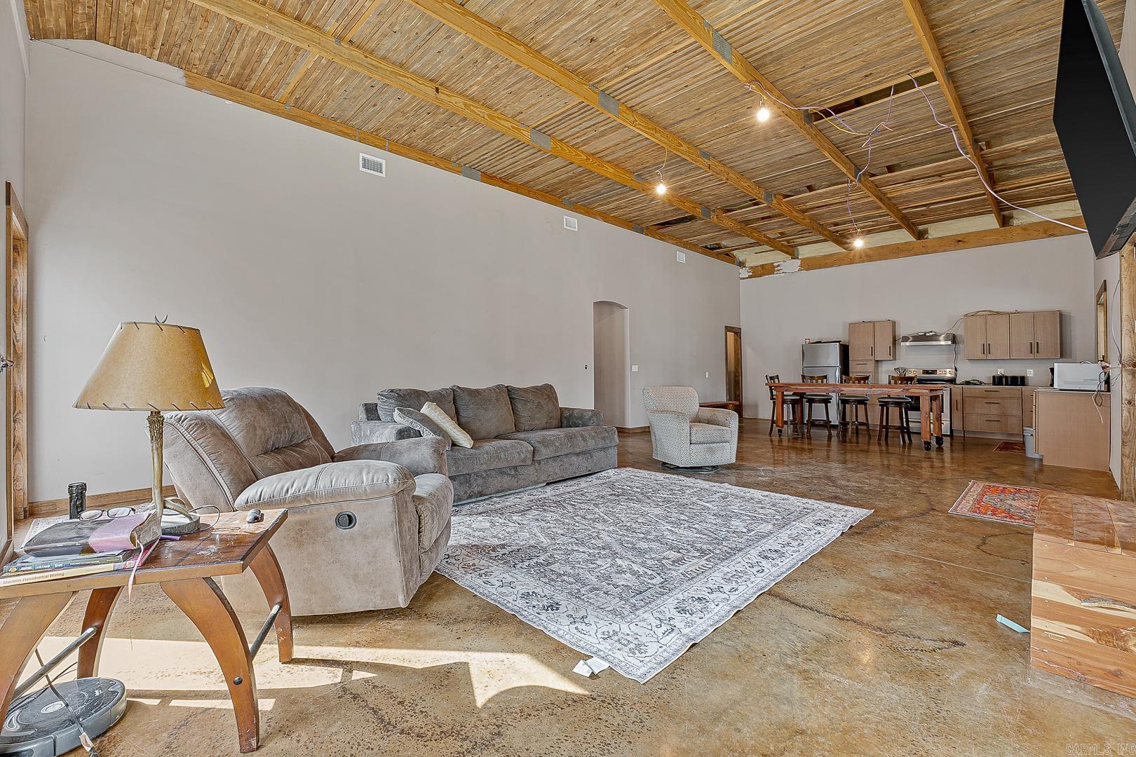 4822 Possum Hollow Road Harrisburg, AR 72432