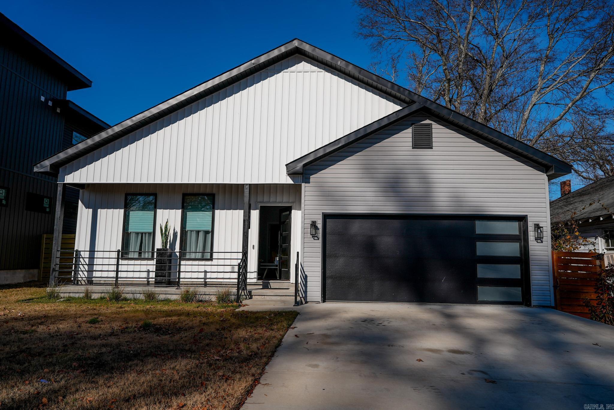 2818 W 11th  Little Rock, AR