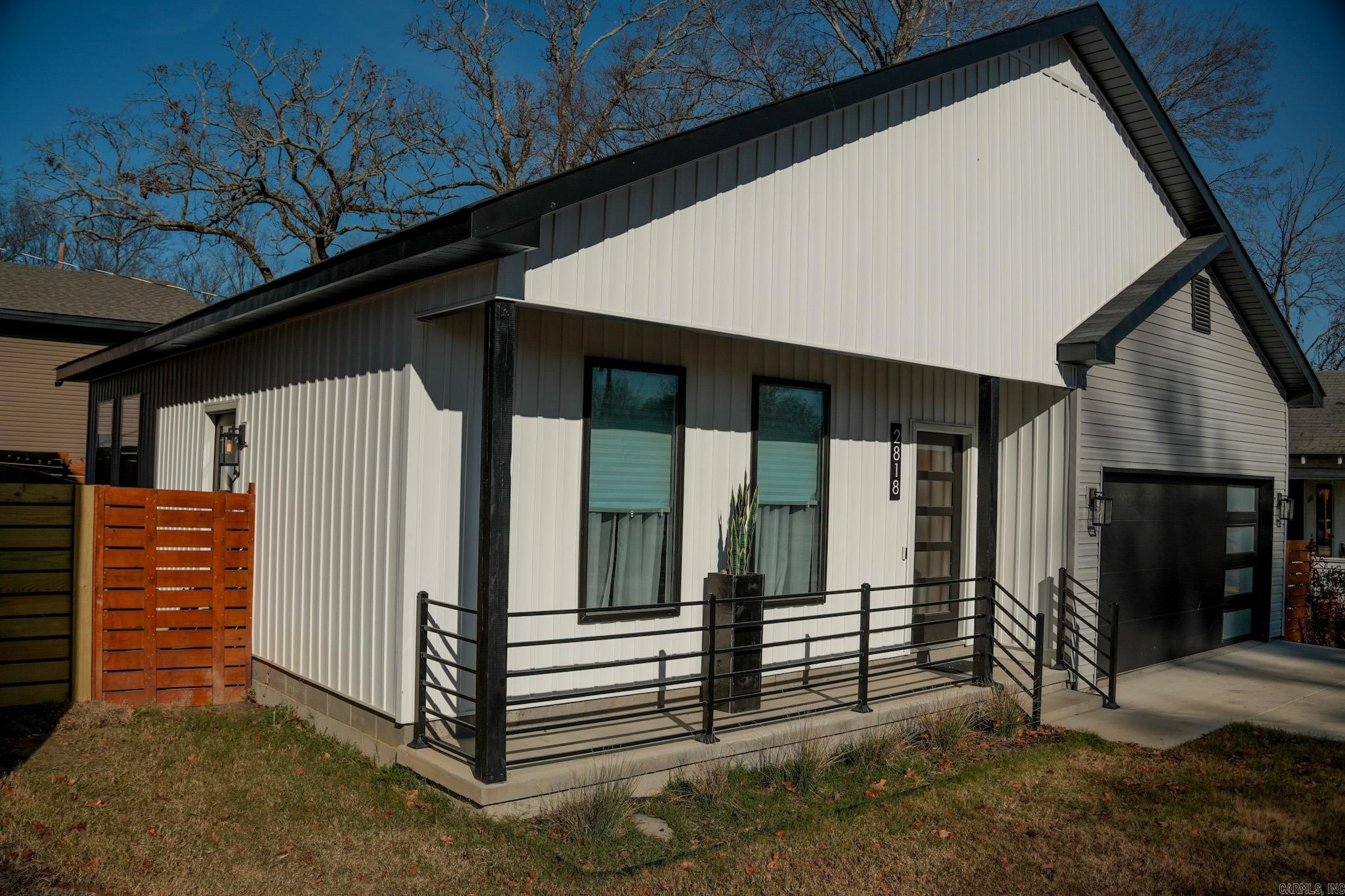 2818 W 11th  Little Rock, AR