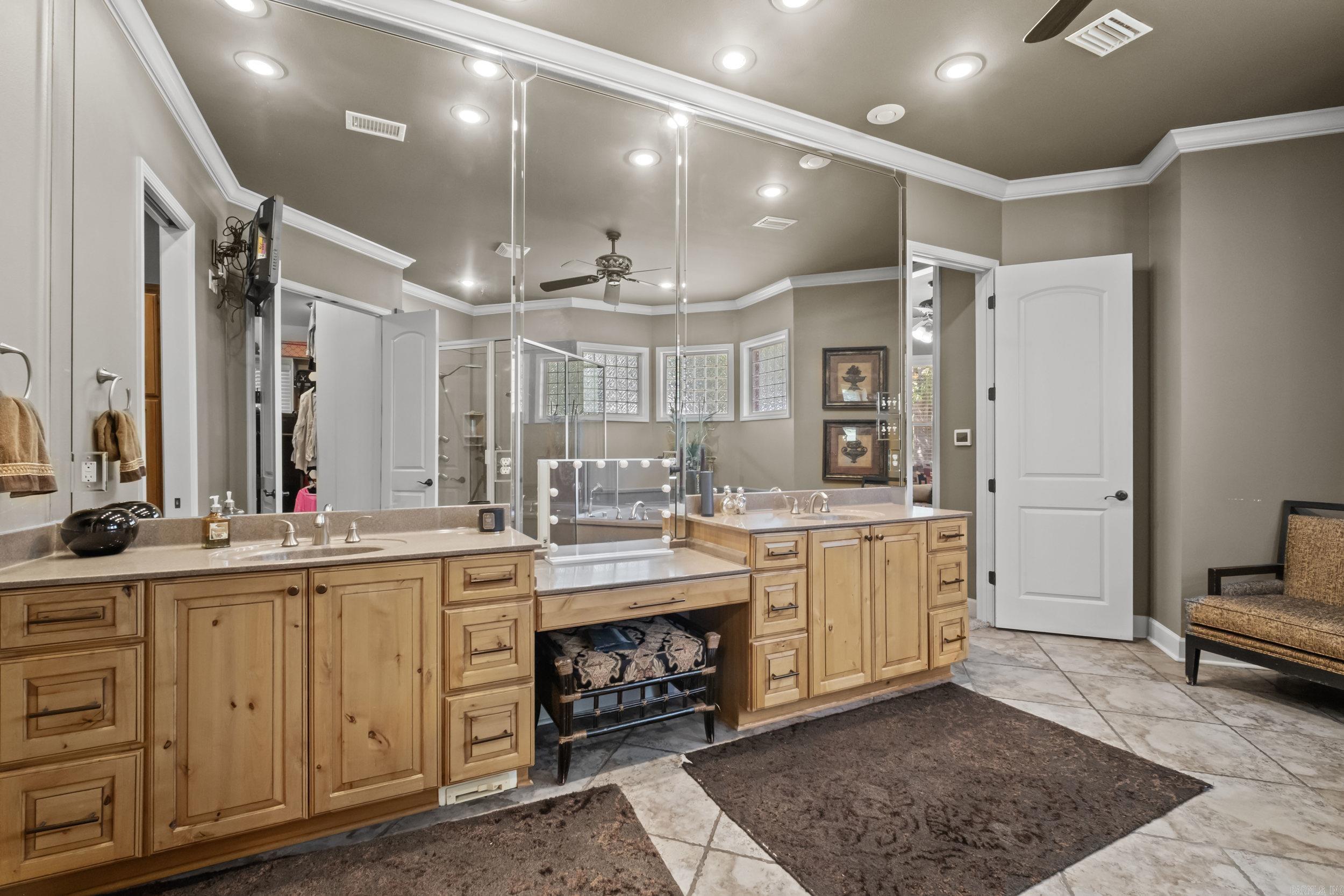 41 Bridge Field Dr  Sherwood, AR