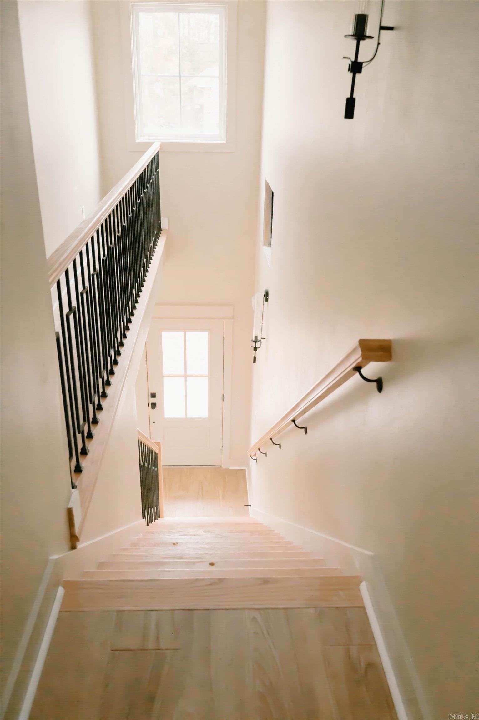 5701 John Hancock Dr Benton, AR 72019