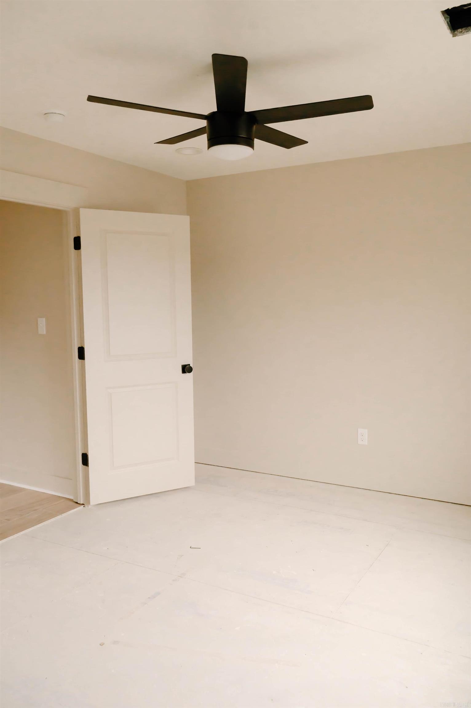 5701 John Hancock Dr Benton, AR 72019