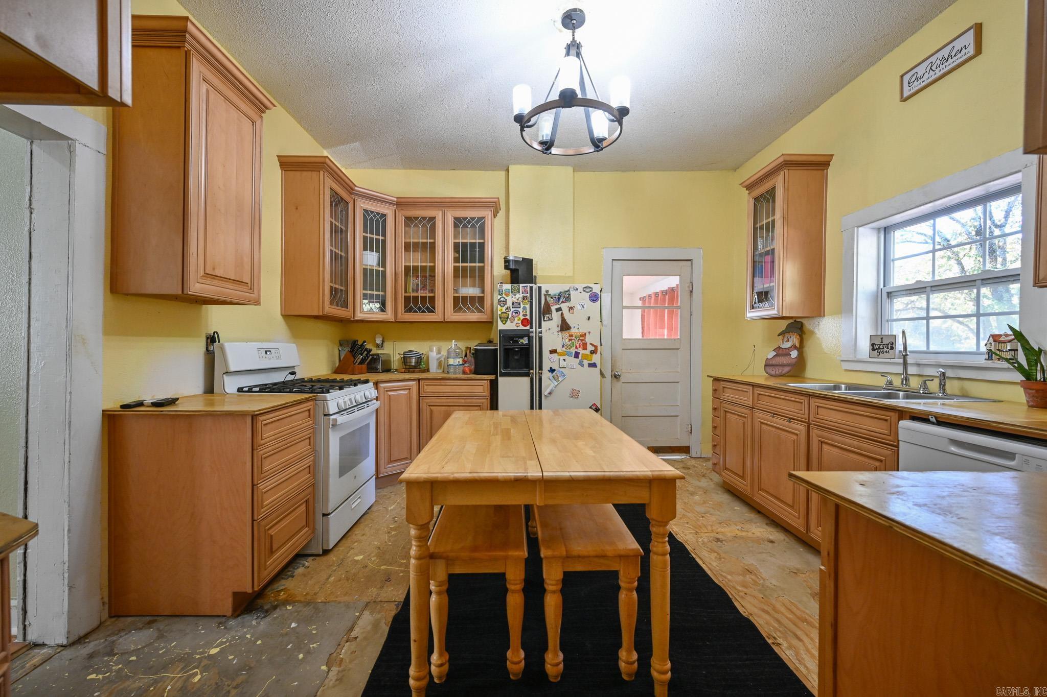 181 Polk Road 47 Mena, AR 71953