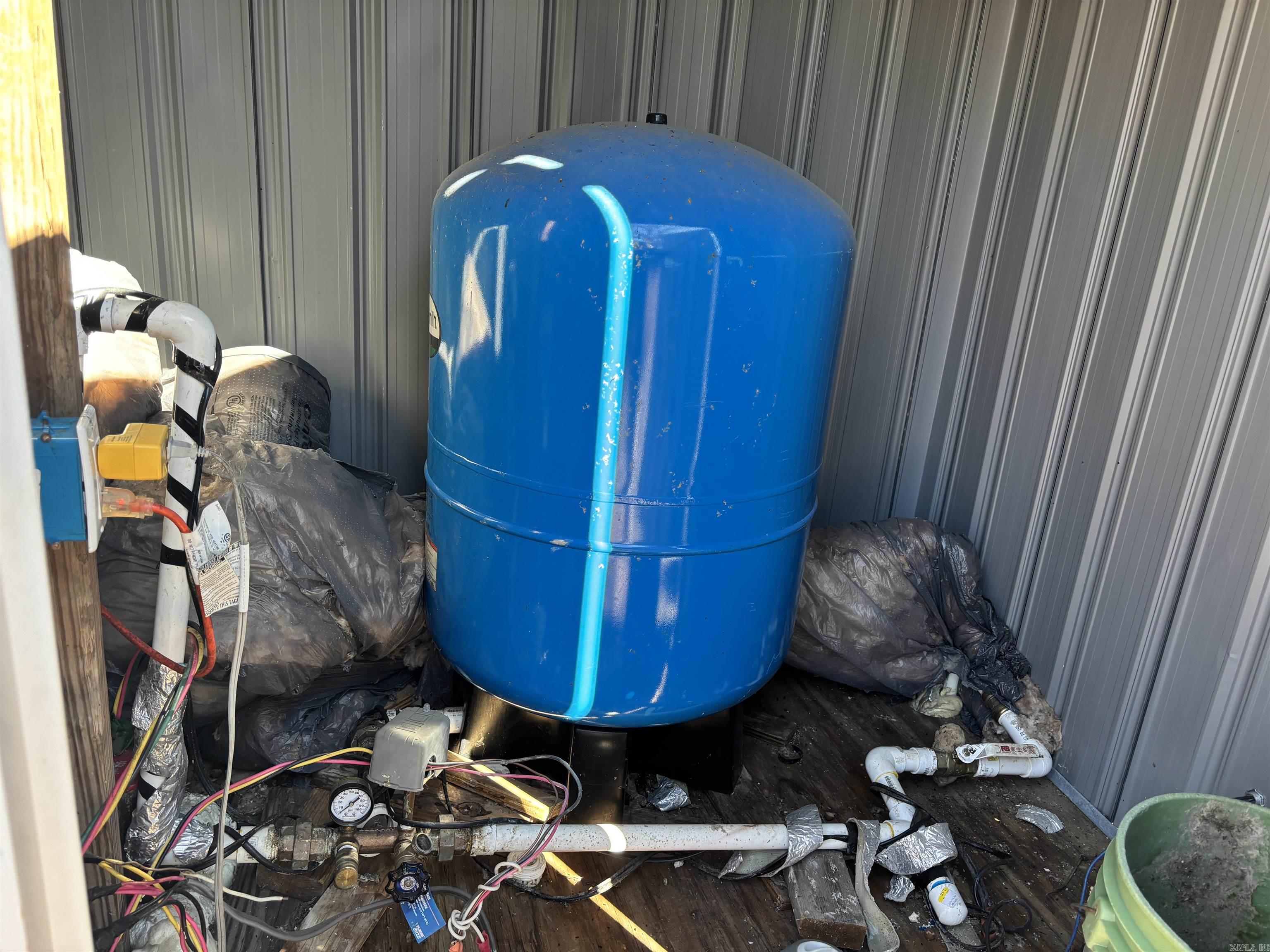 843 Hugh Lane Oakland, AR 72661