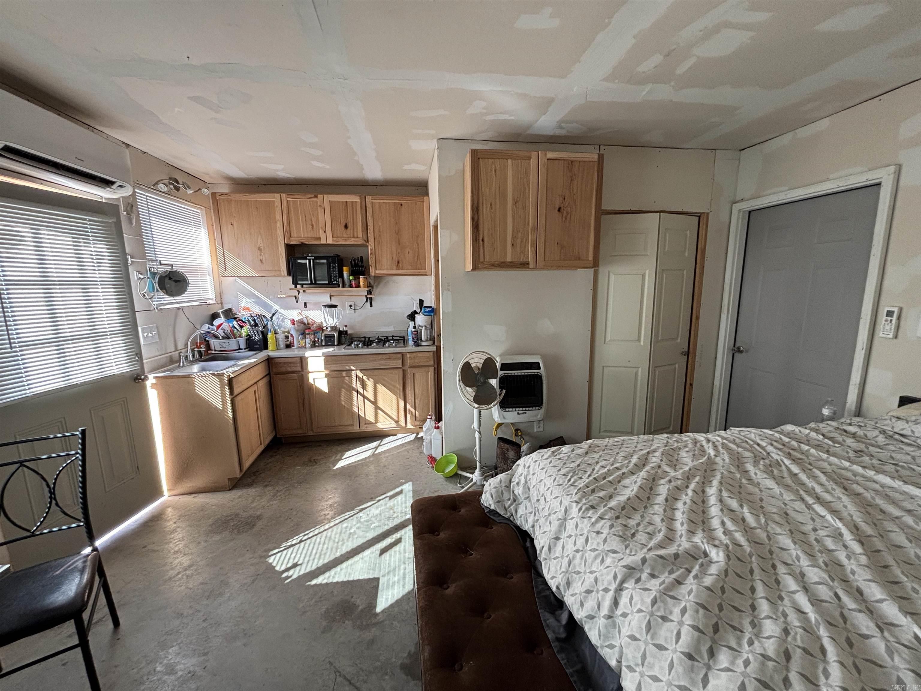 843 Hugh Lane  Oakland, AR