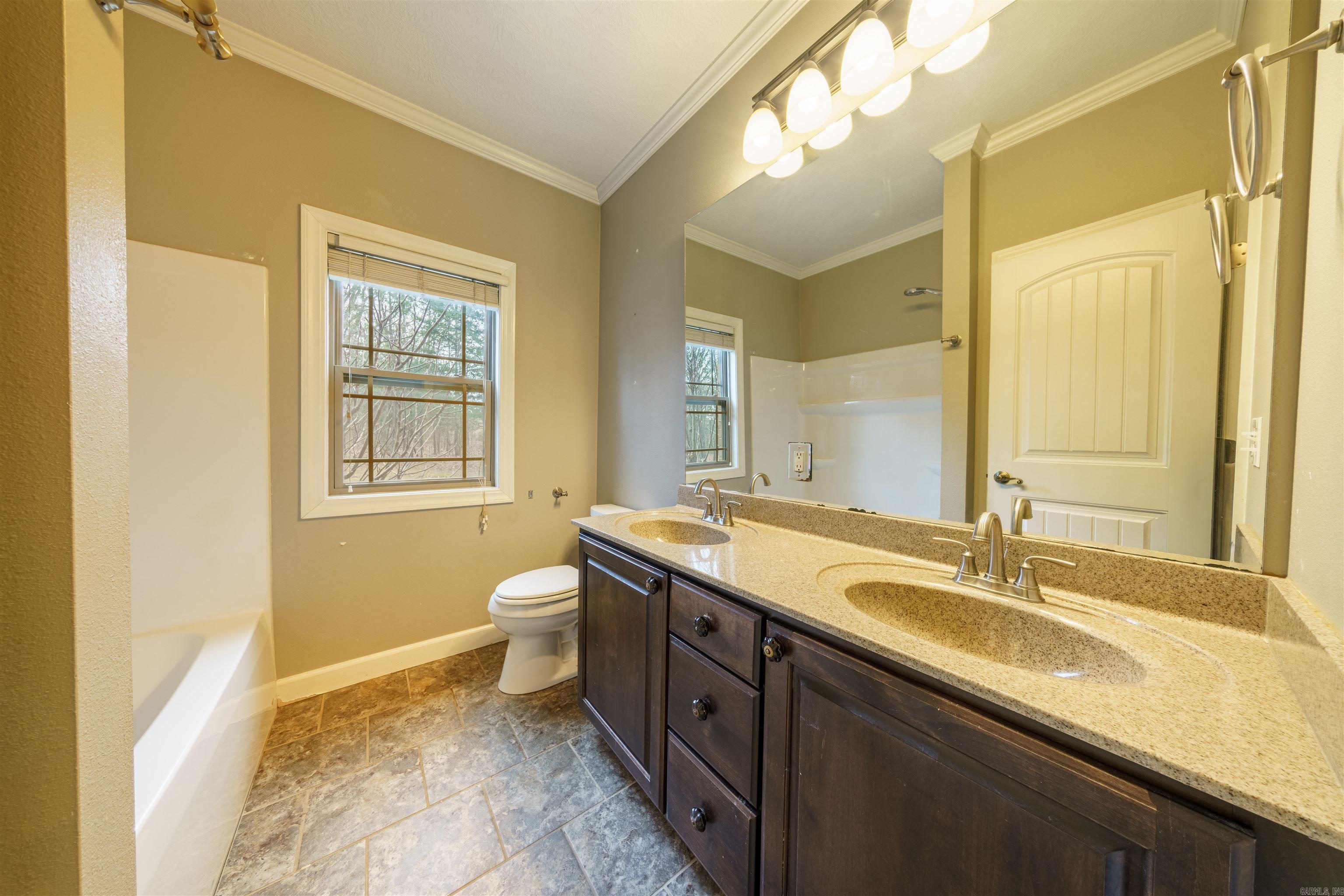 4240 Newport Road Rosie, AR 72571