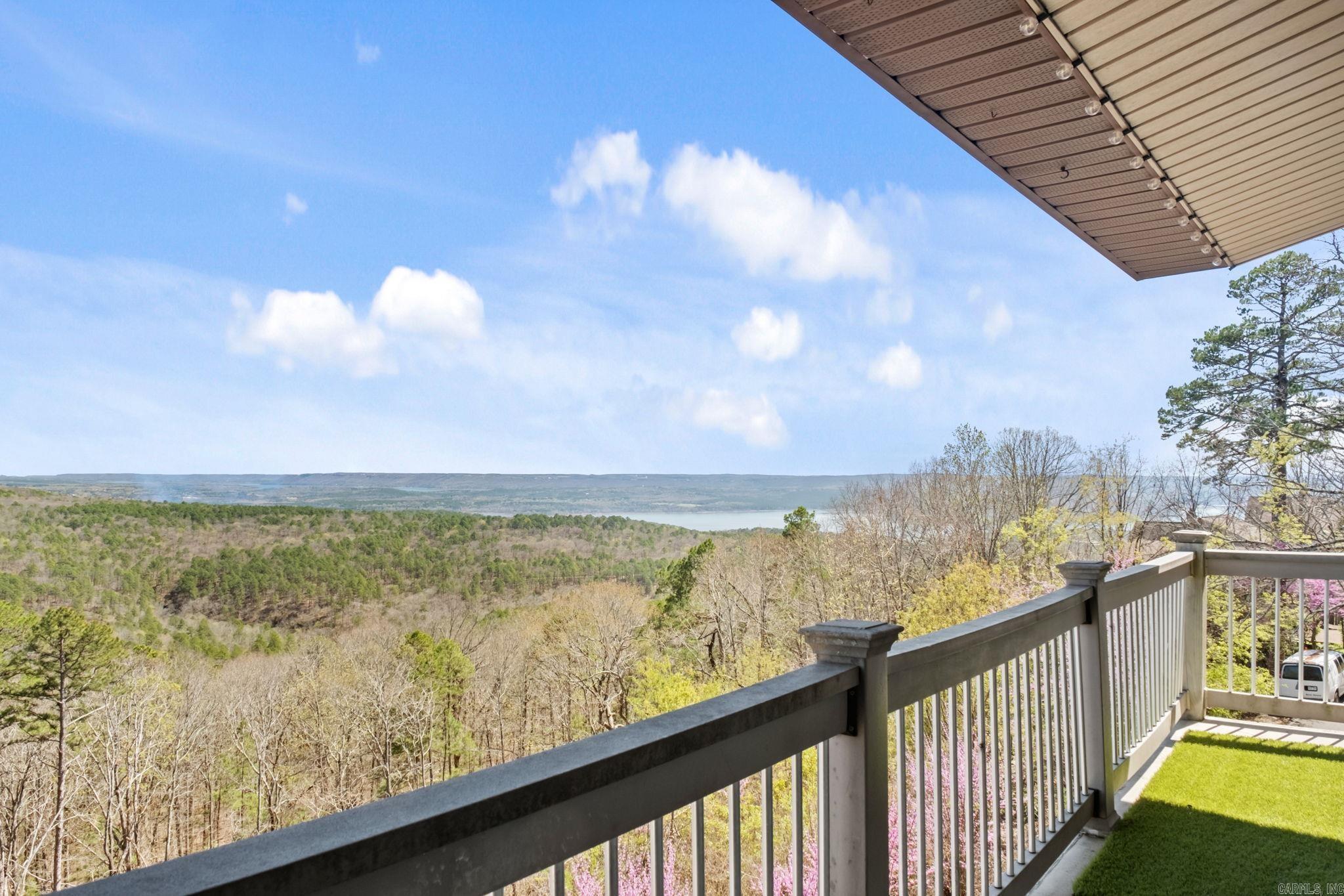 125 Chelsea  Fairfield Bay, AR