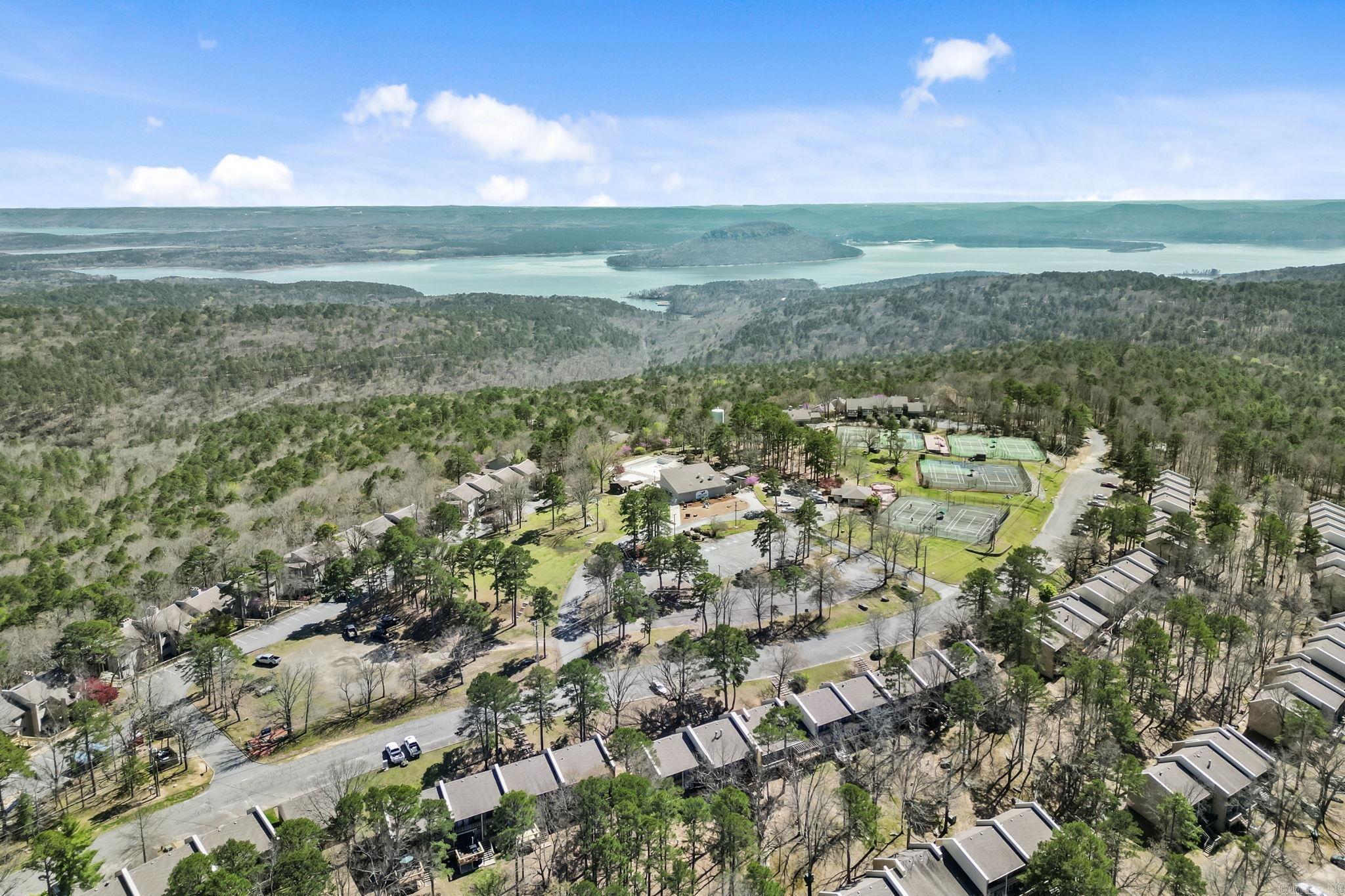 125 Chelsea  Fairfield Bay, AR