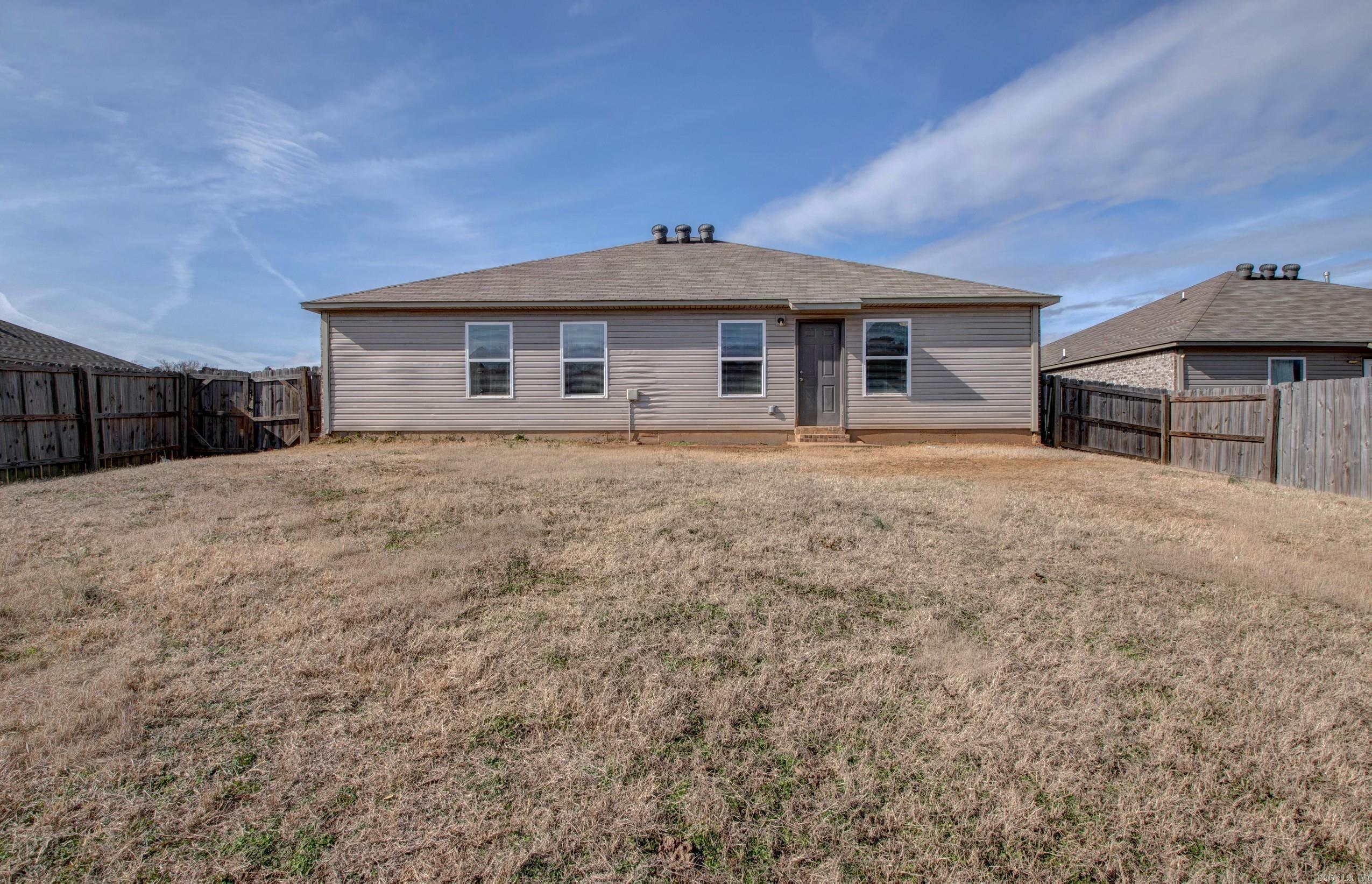 5032 Woodstream  Alexander, AR