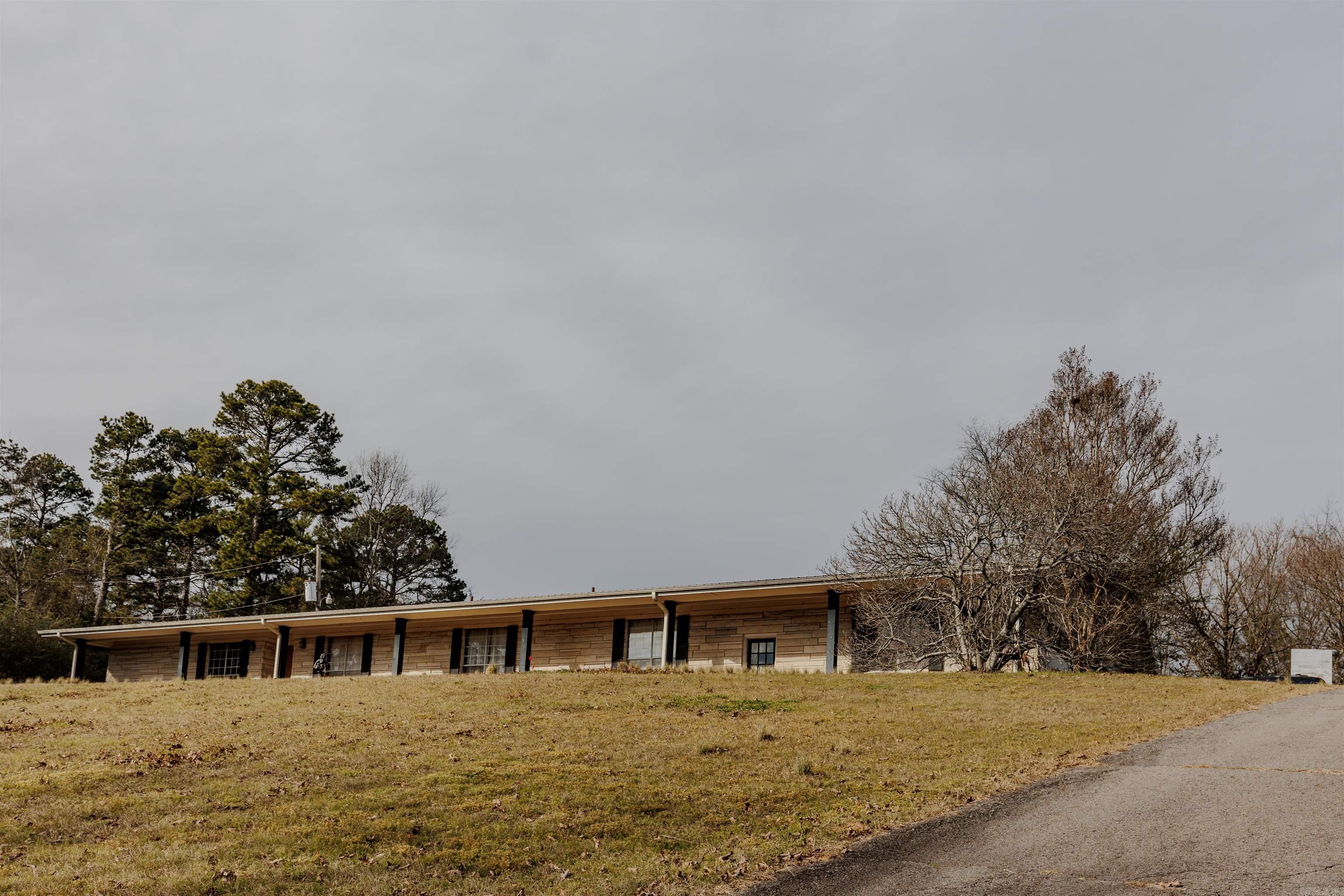 2369 Hwy 64 Morrilton, AR 72110