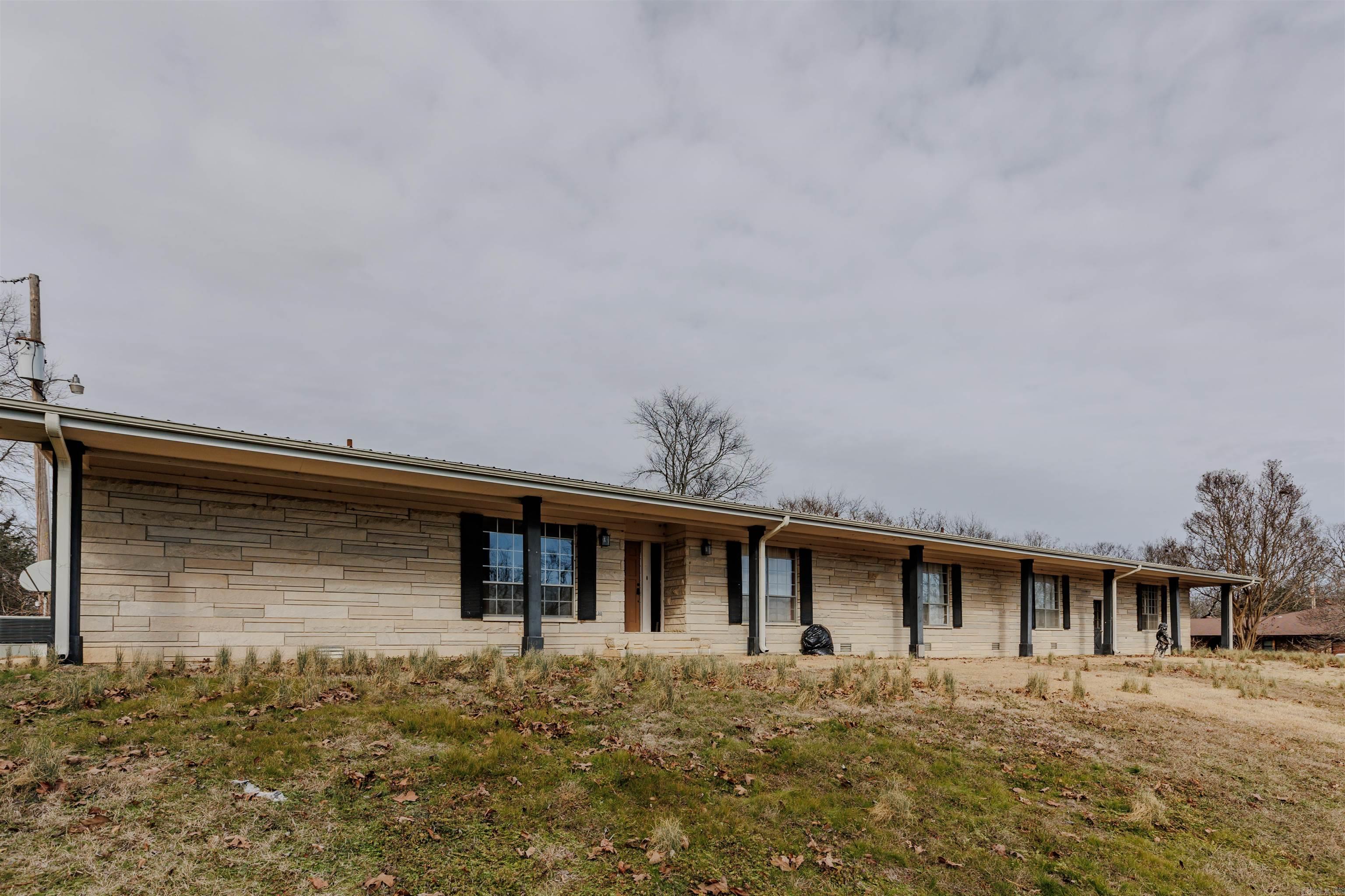 2369 Hwy 64 Morrilton, AR 72110