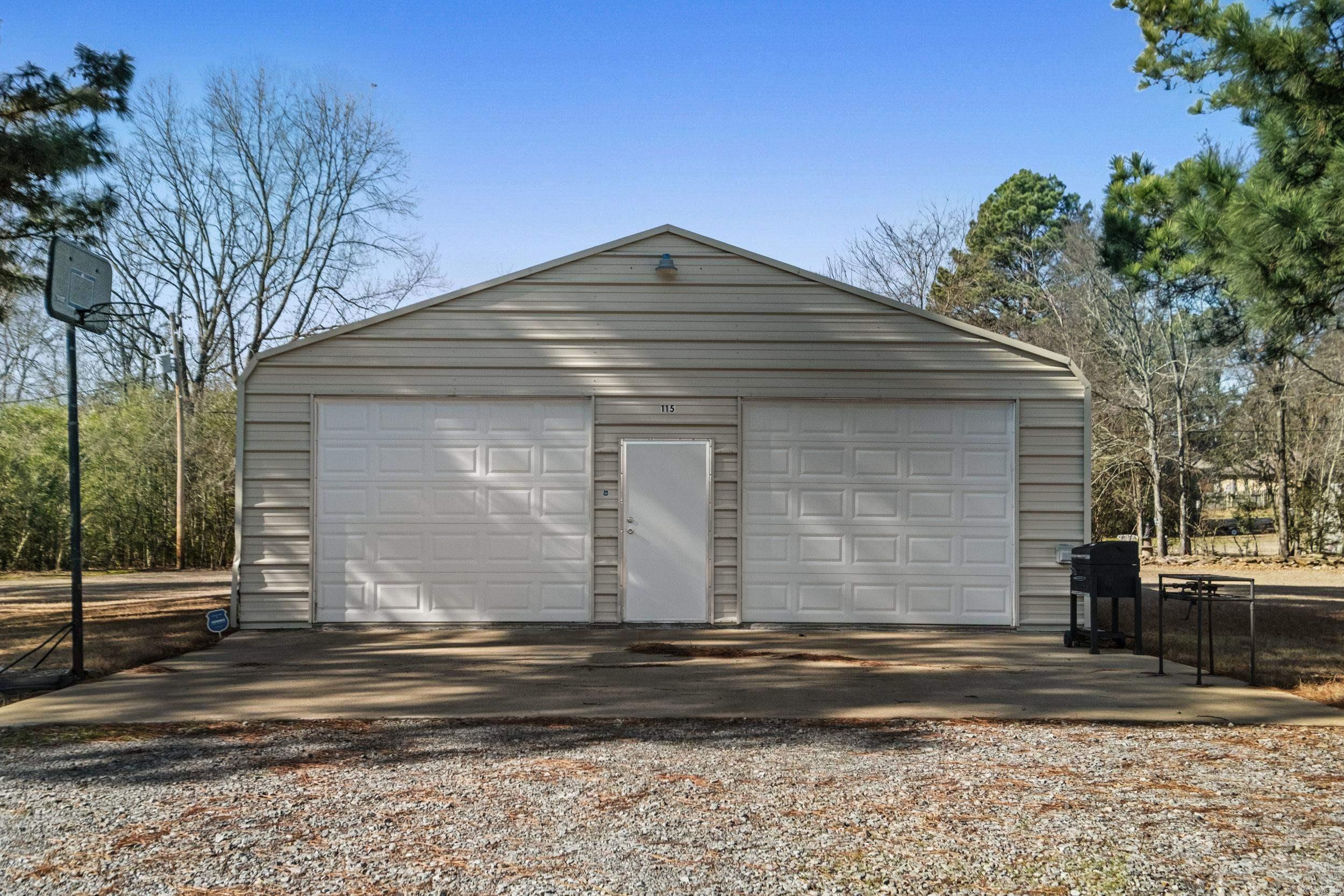 113 Woodlawn Road Judsonia, AR 72081