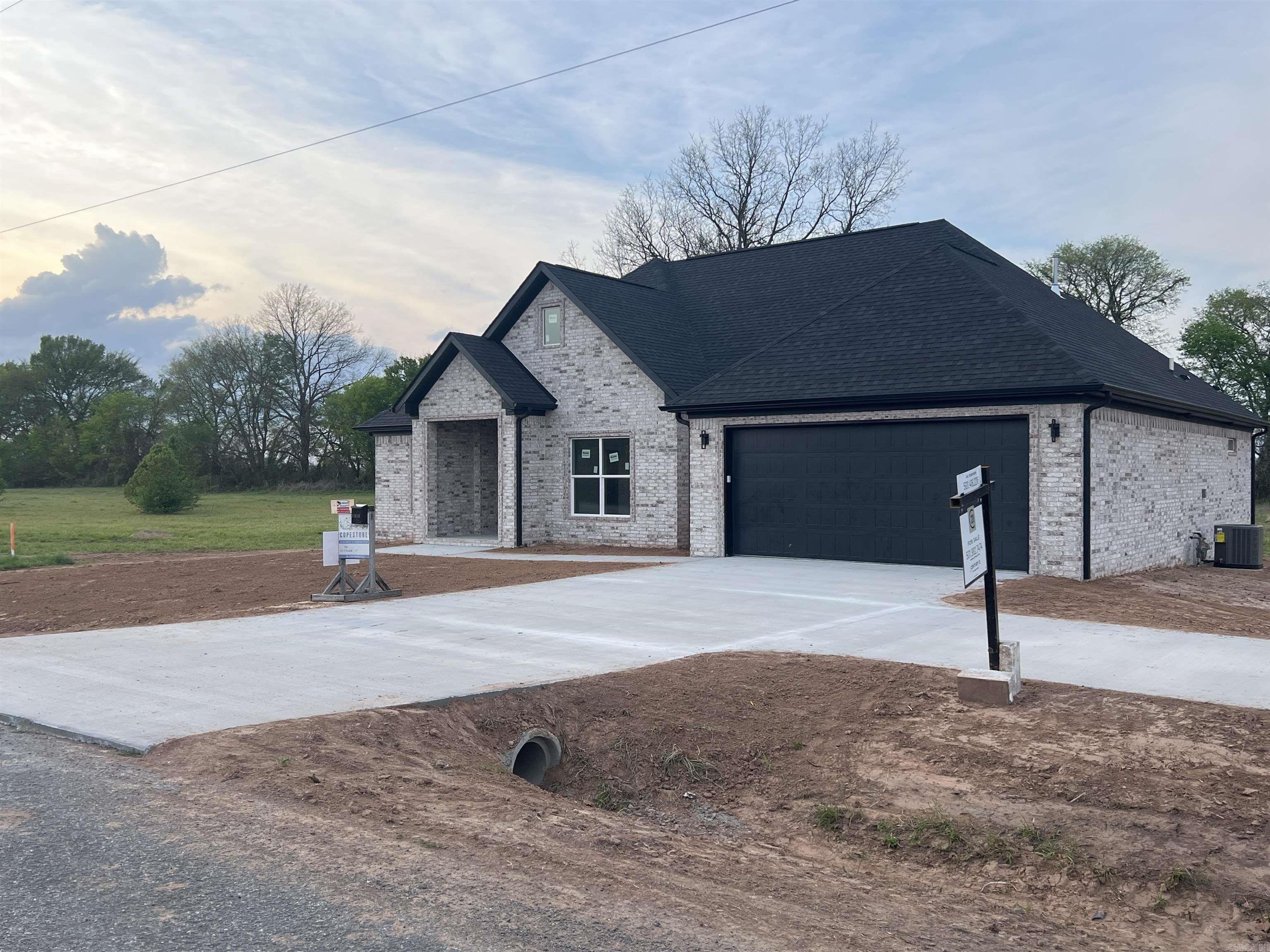 11020 Craig Rd Scott, AR 72142