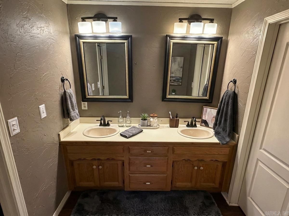 1004 Evergreen Drive Arkadelphia, AR 71923