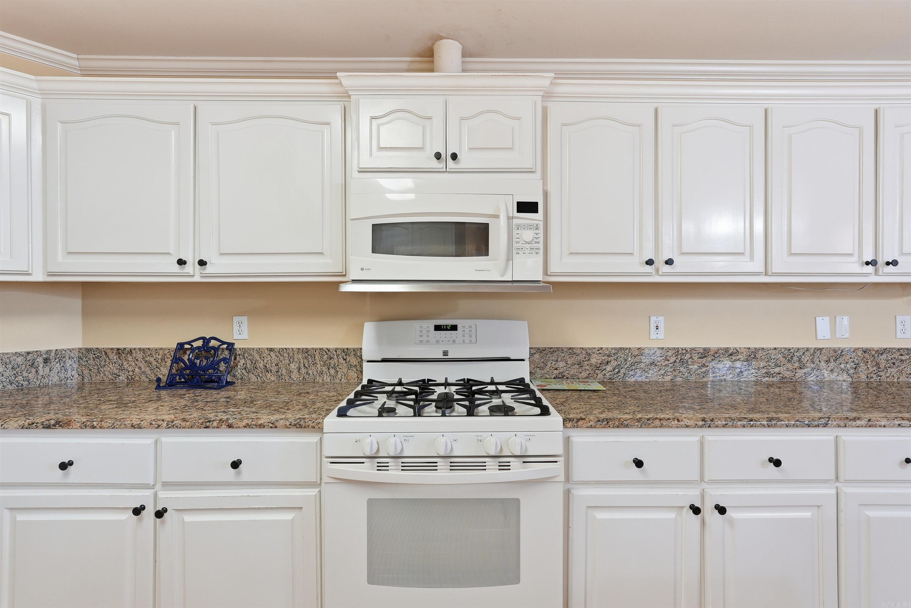 24 Eagle Nest Court Little Rock, AR 72210