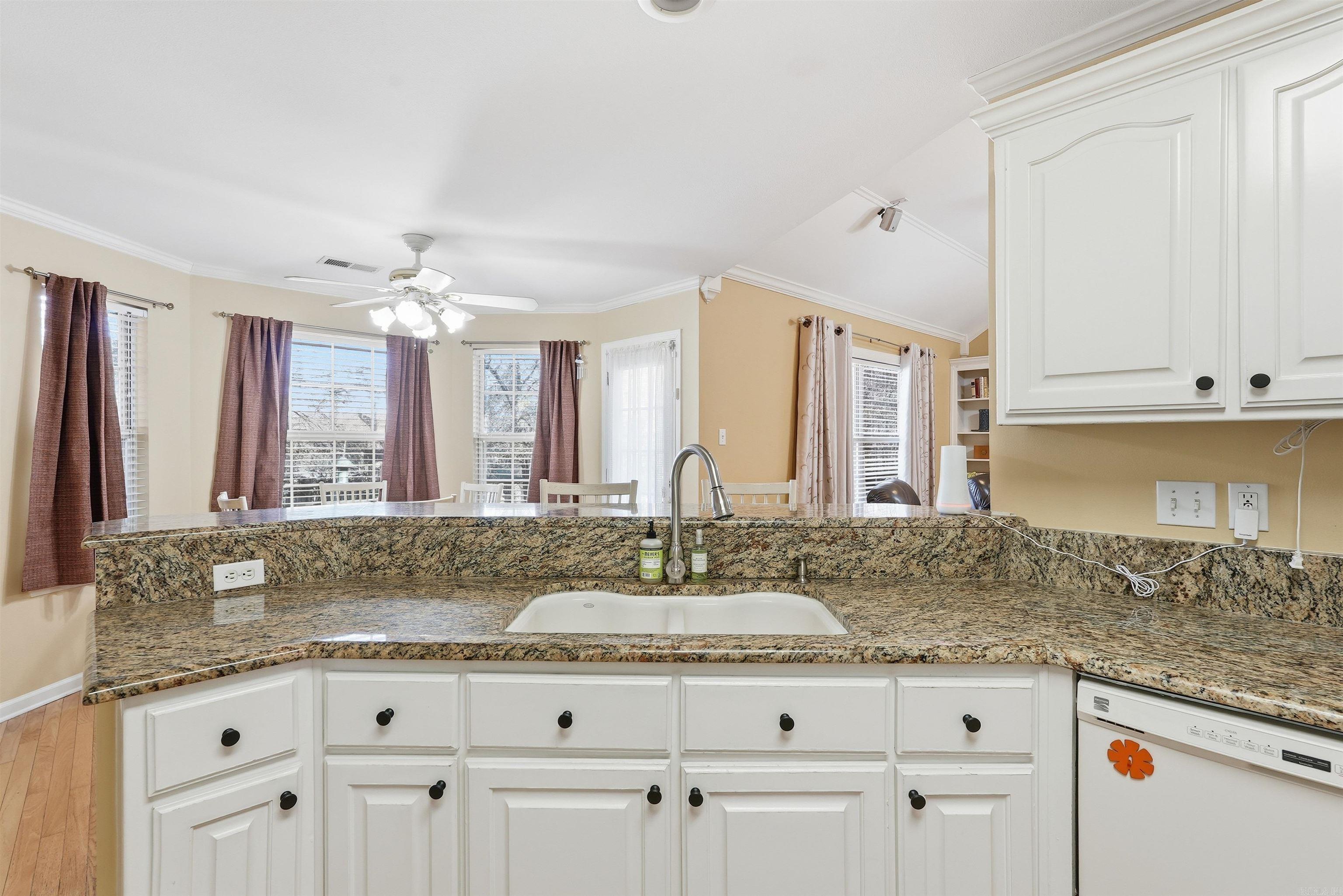 24 Eagle Nest Court Little Rock, AR 72210