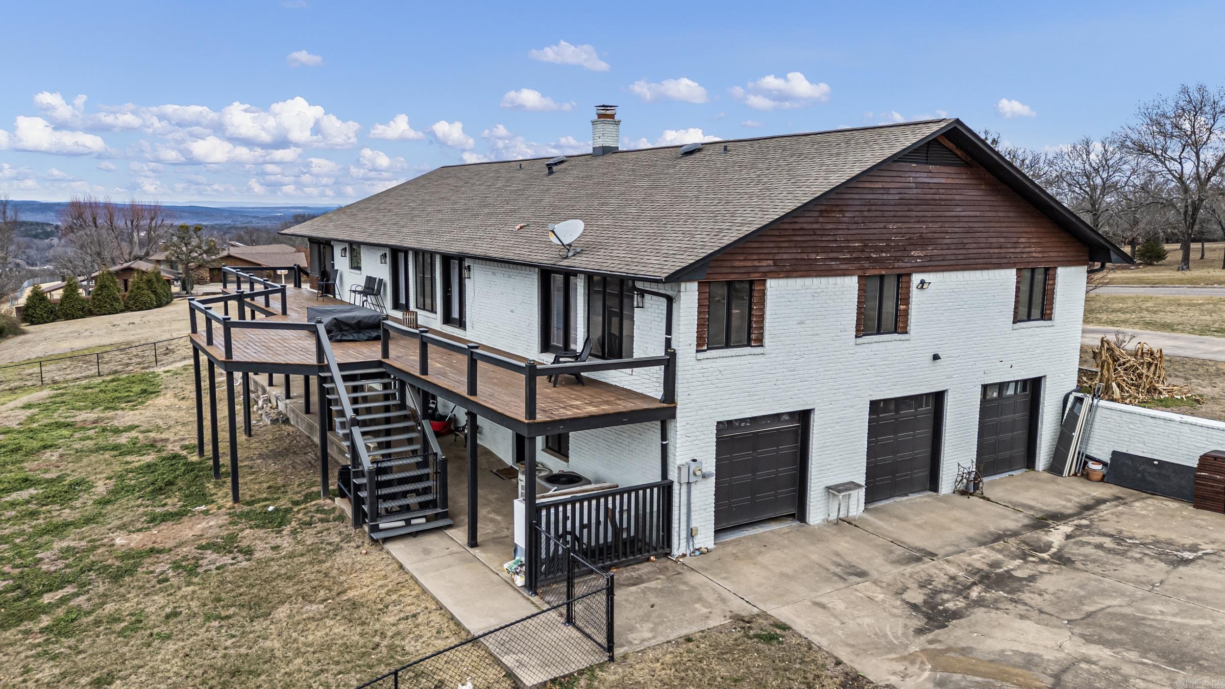 11 Bluff  Russellville, AR