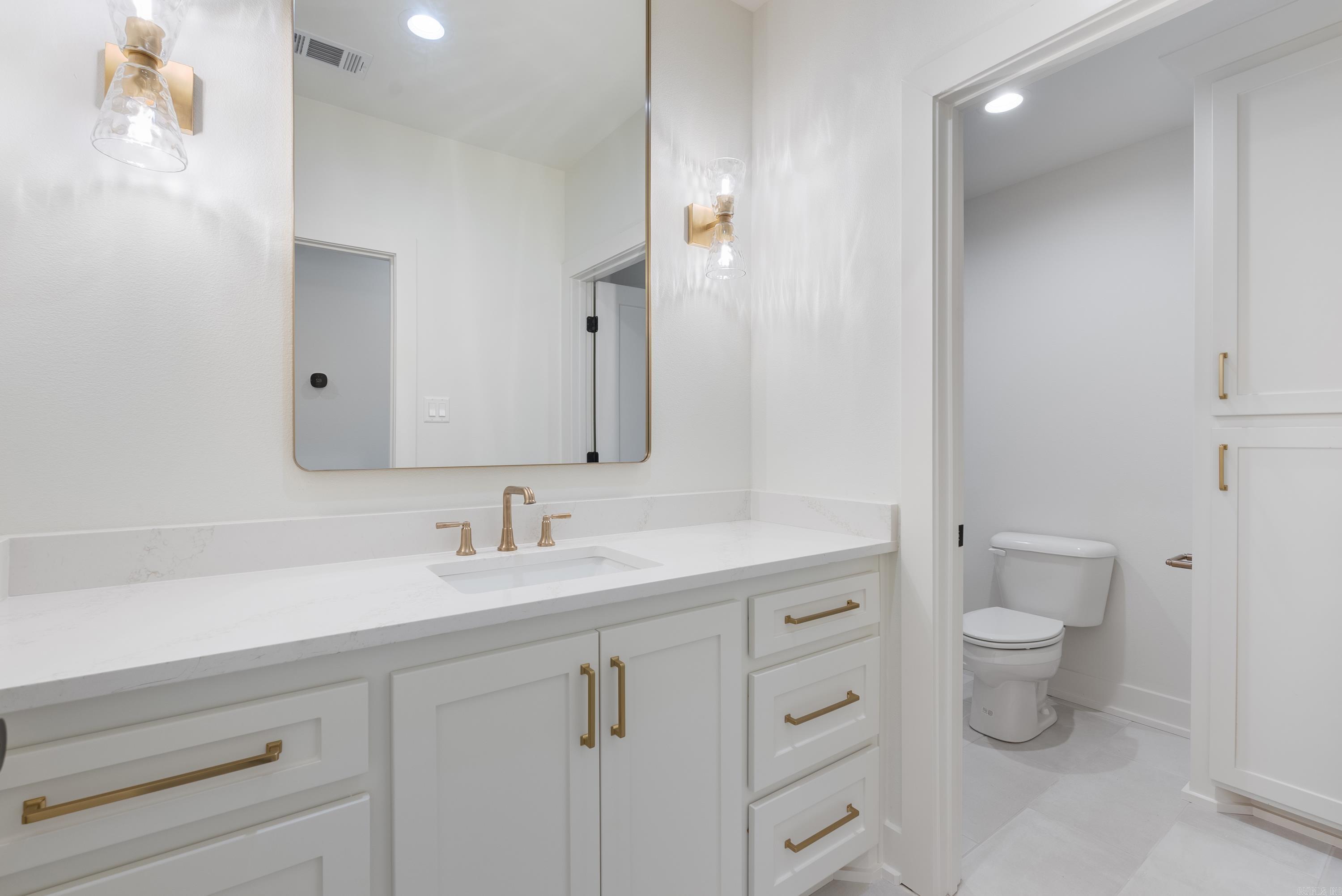 5096 Westridge Cir  Benton, AR