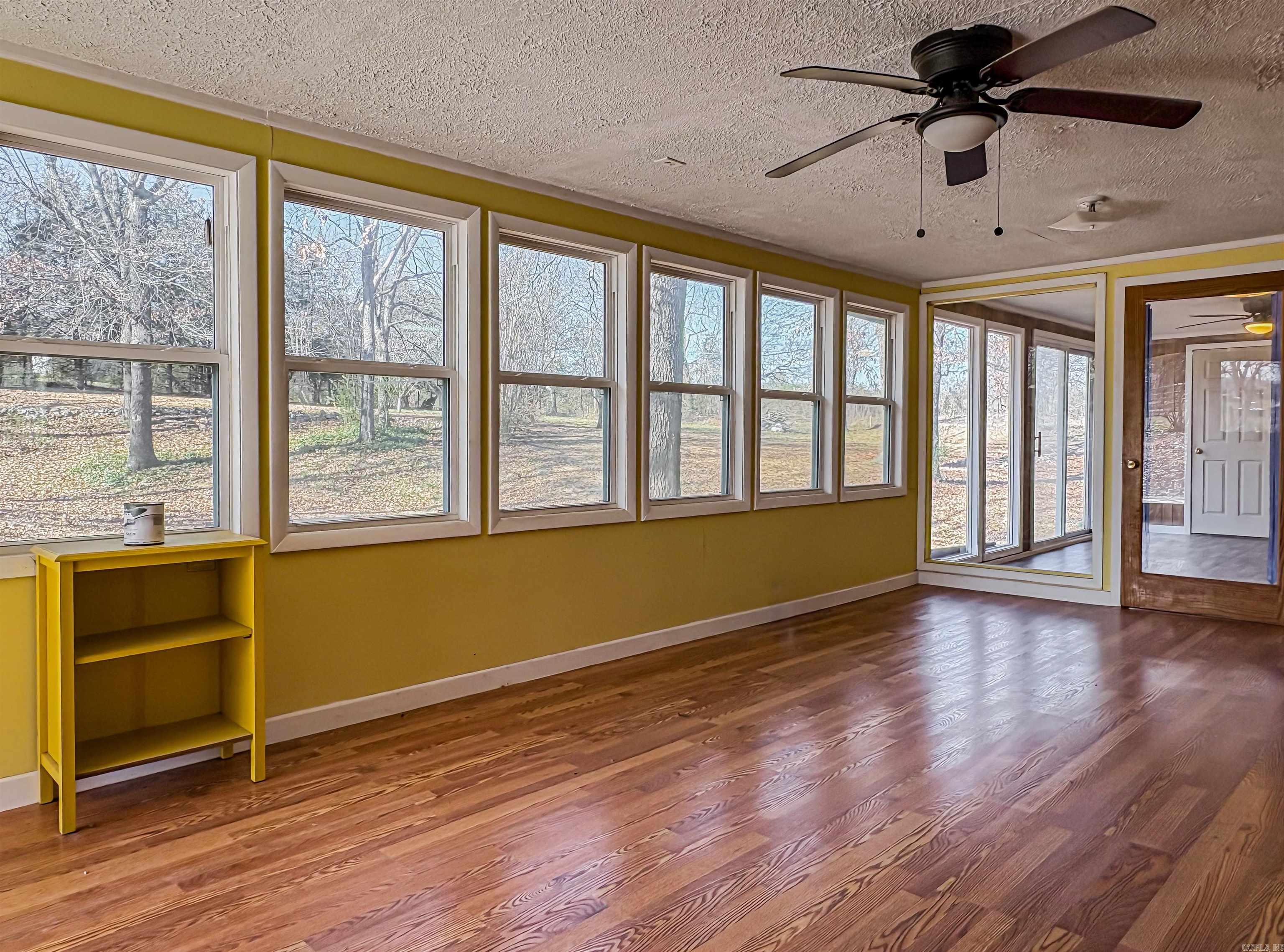 2104 MC 7055 Flippin, AR 72634