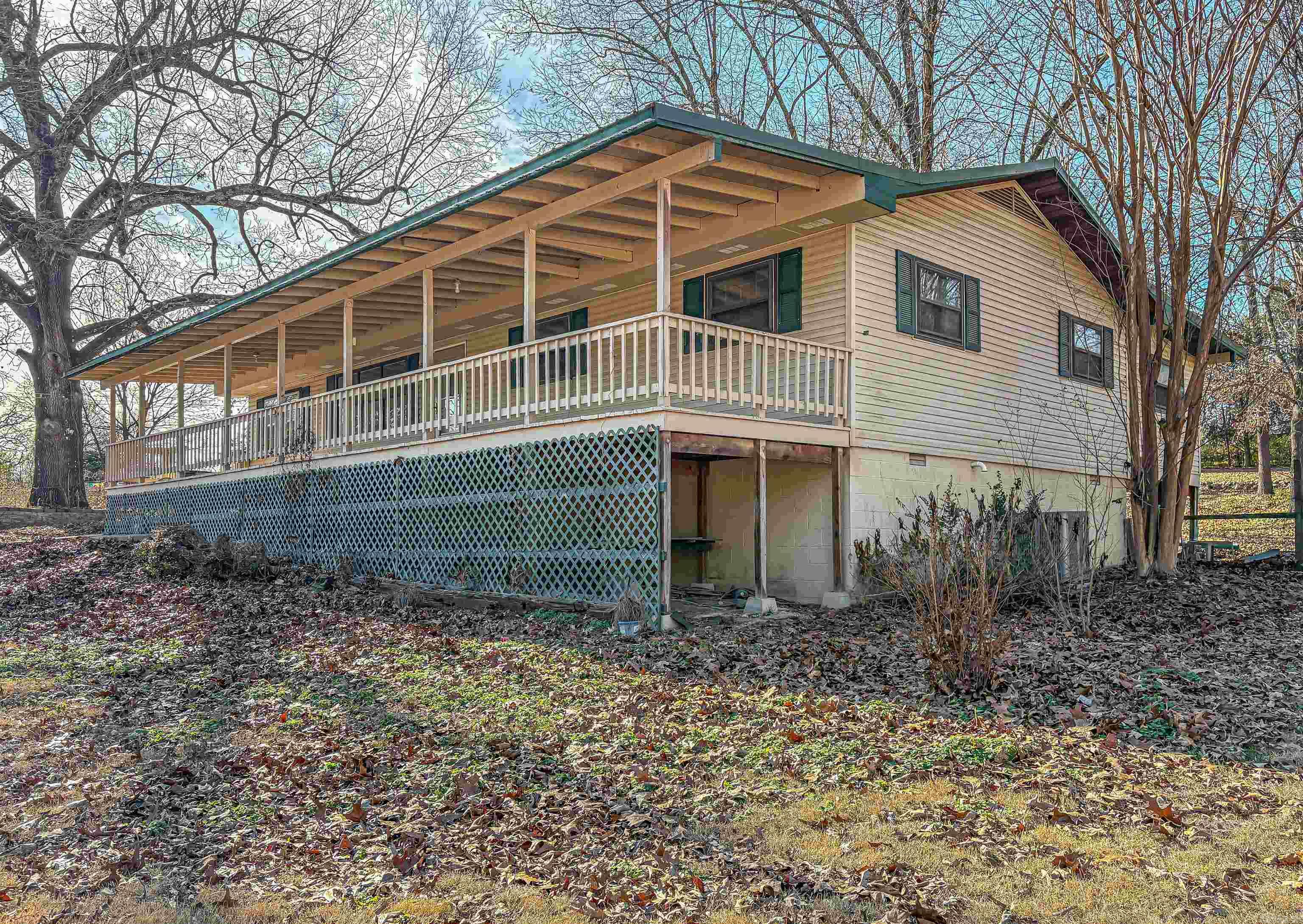 2104 MC 7055 Flippin, AR 72634