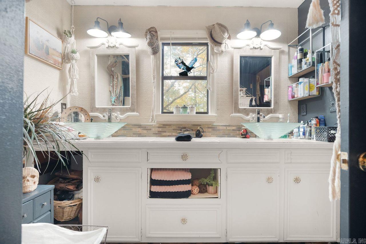 11471 11501 Highway 128  Malvern, AR