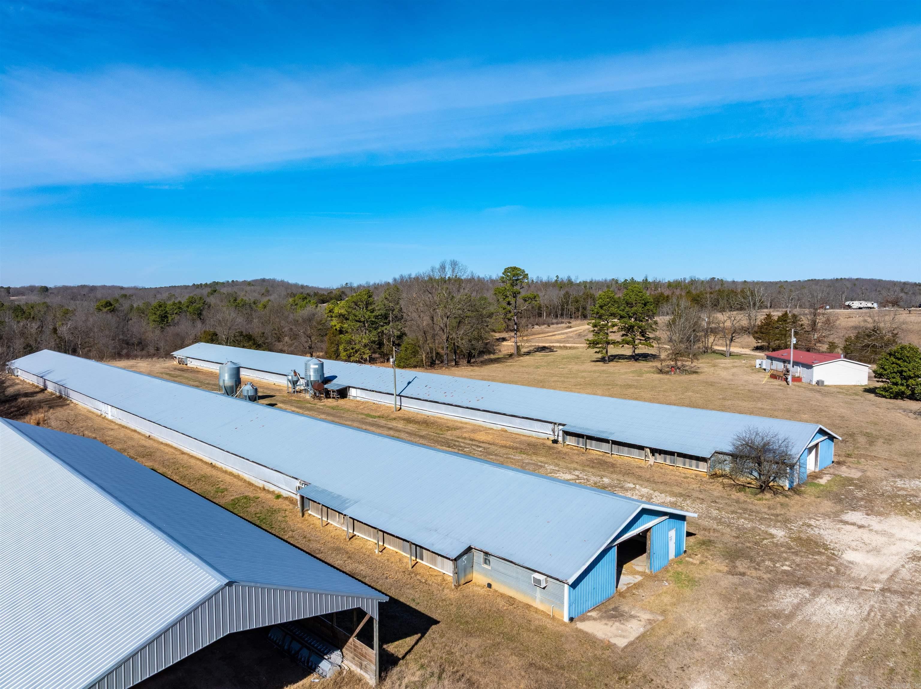 523 E Red Barn Road Cave City, AR 72521
