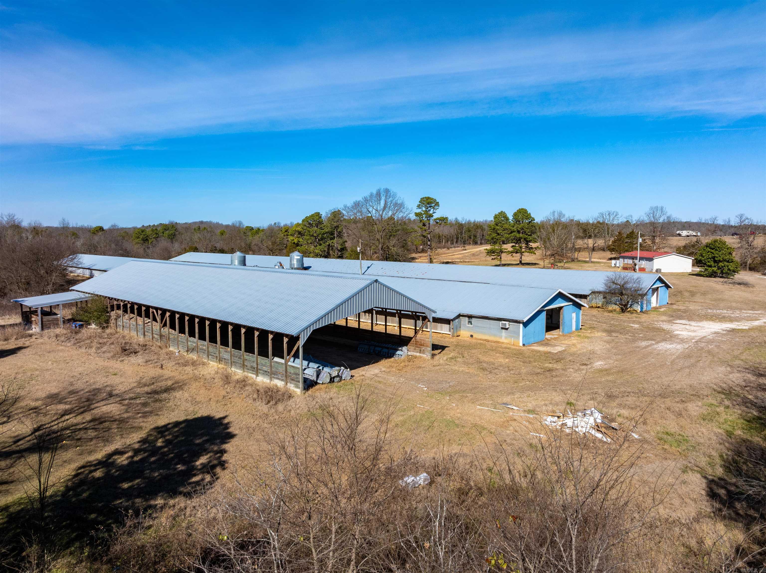 523 E Red Barn Road Cave City, AR 72521