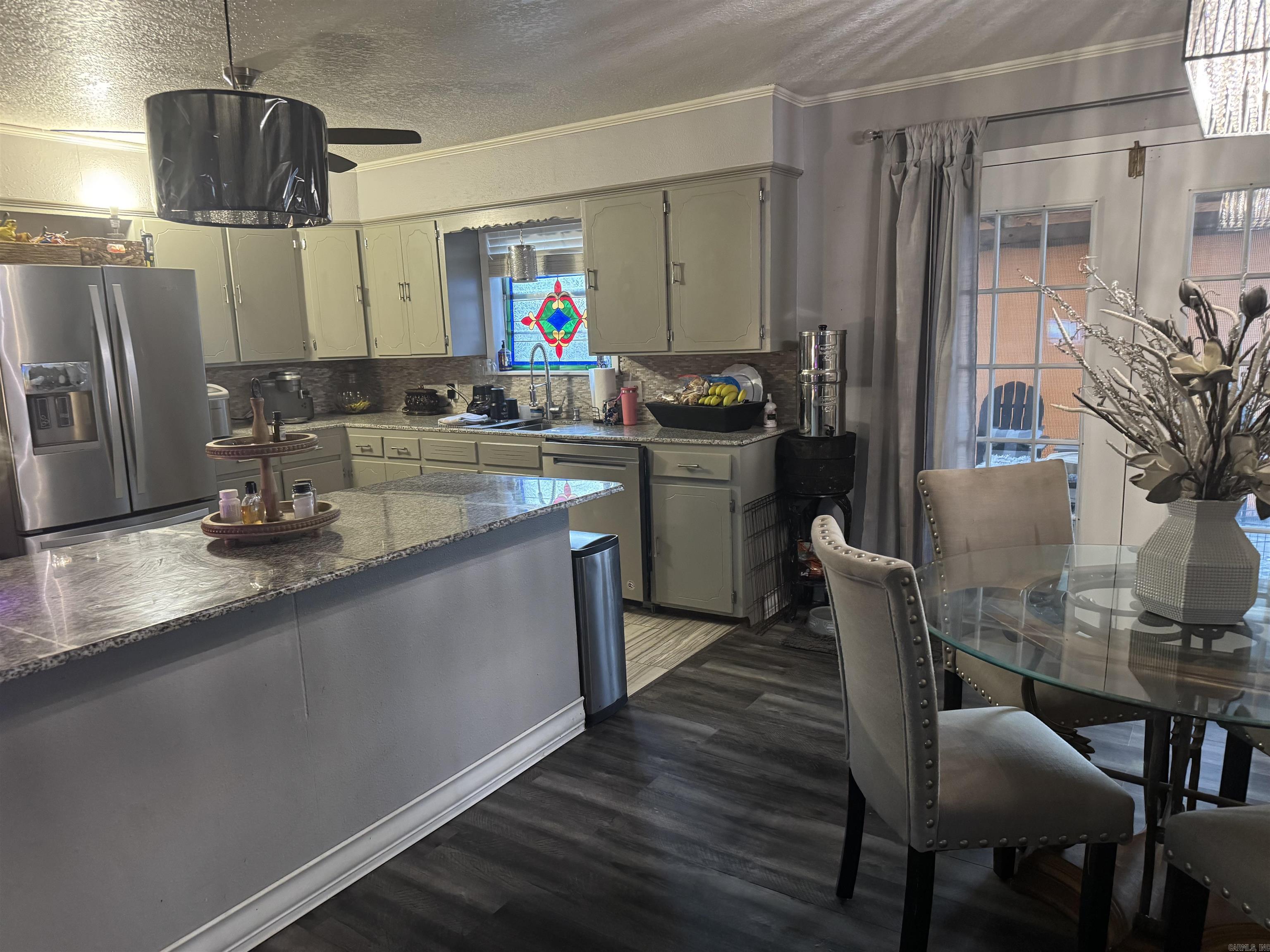 19958 AR-22  New Blaine, AR