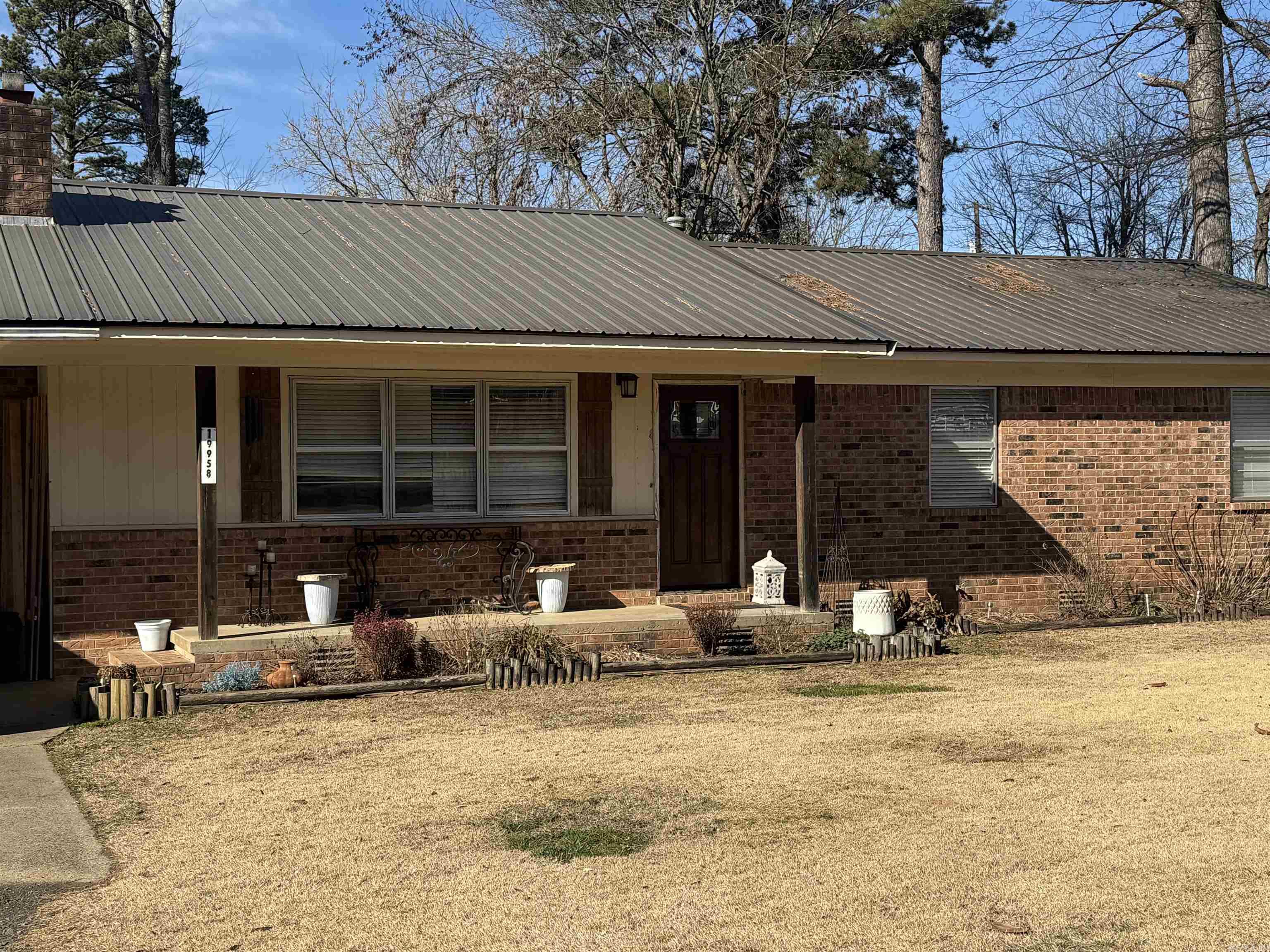 19958 AR-22  New Blaine, AR