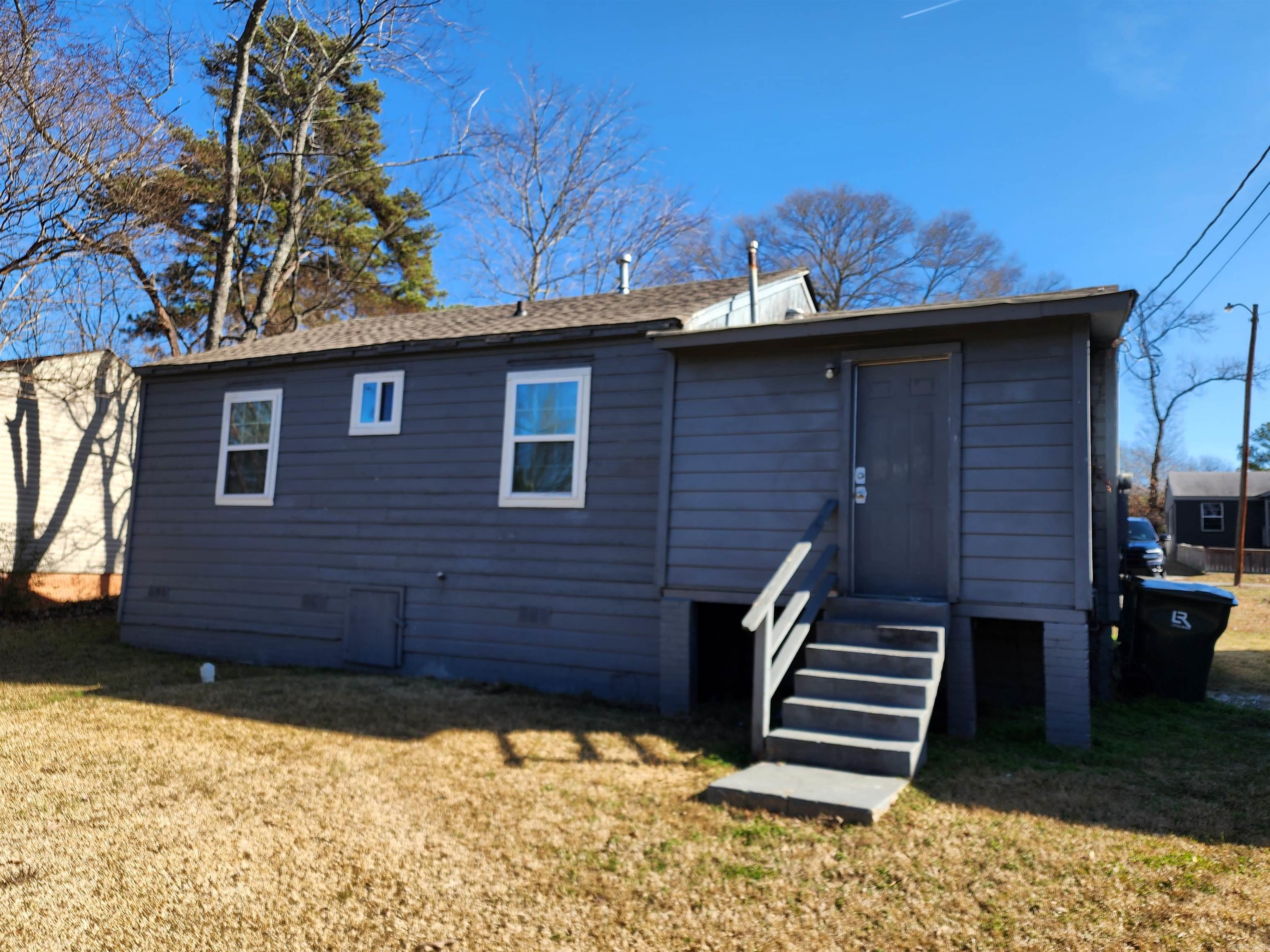 1720 Green Meadow Dr  Little Rock, AR