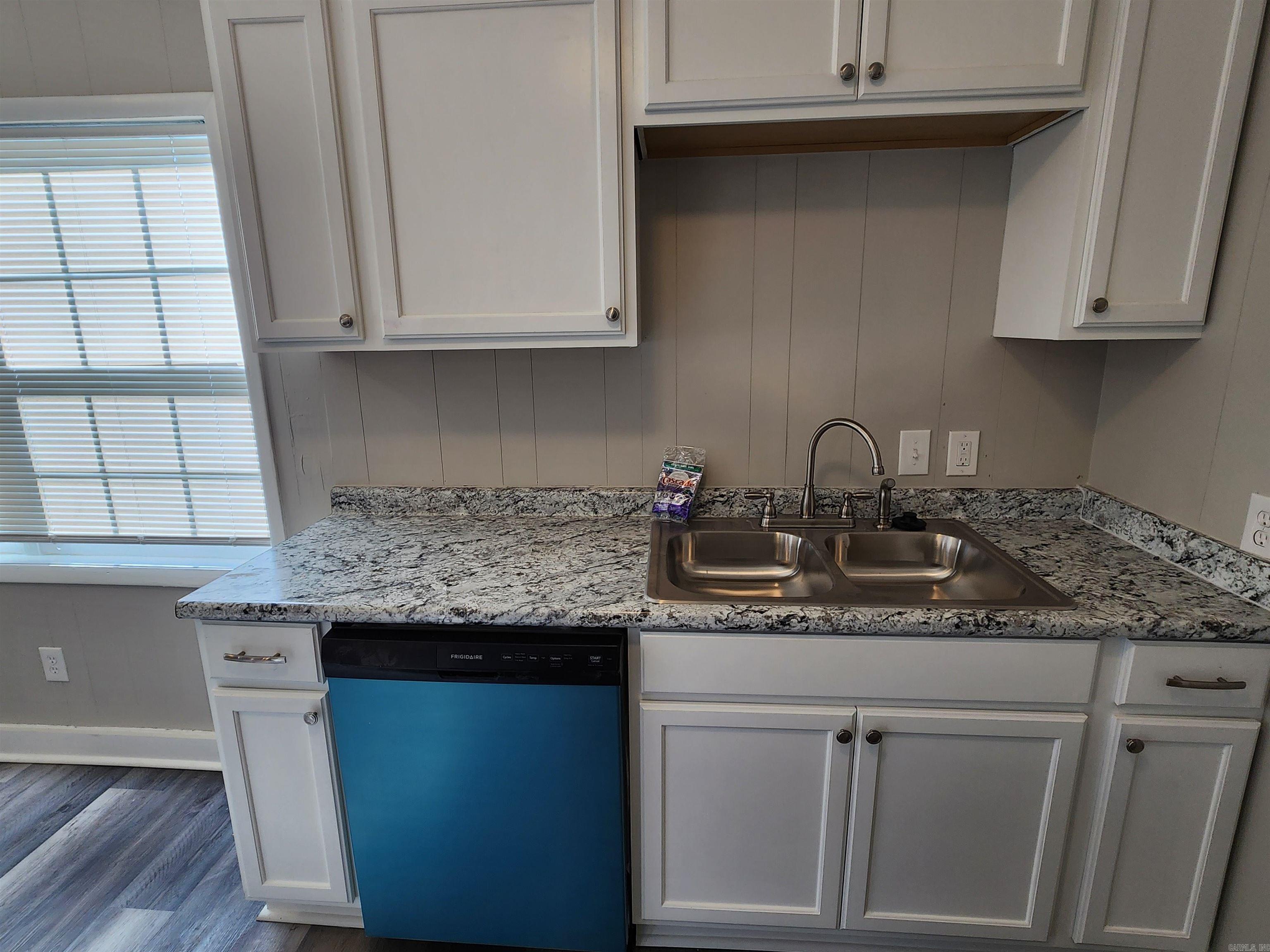 1720 Green Meadow Dr  Little Rock, AR