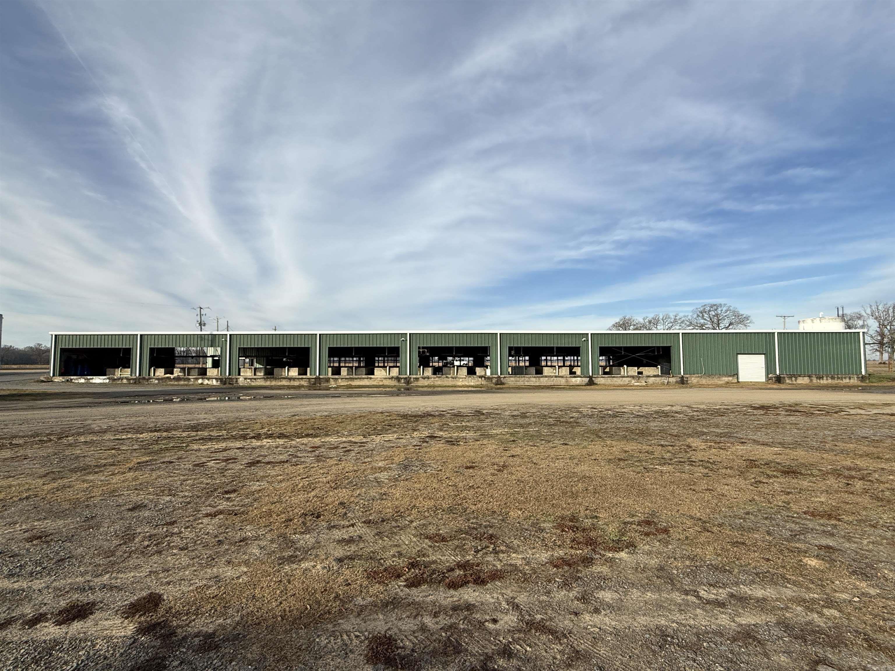 8343 HWY 11 N  Des Arc, AR