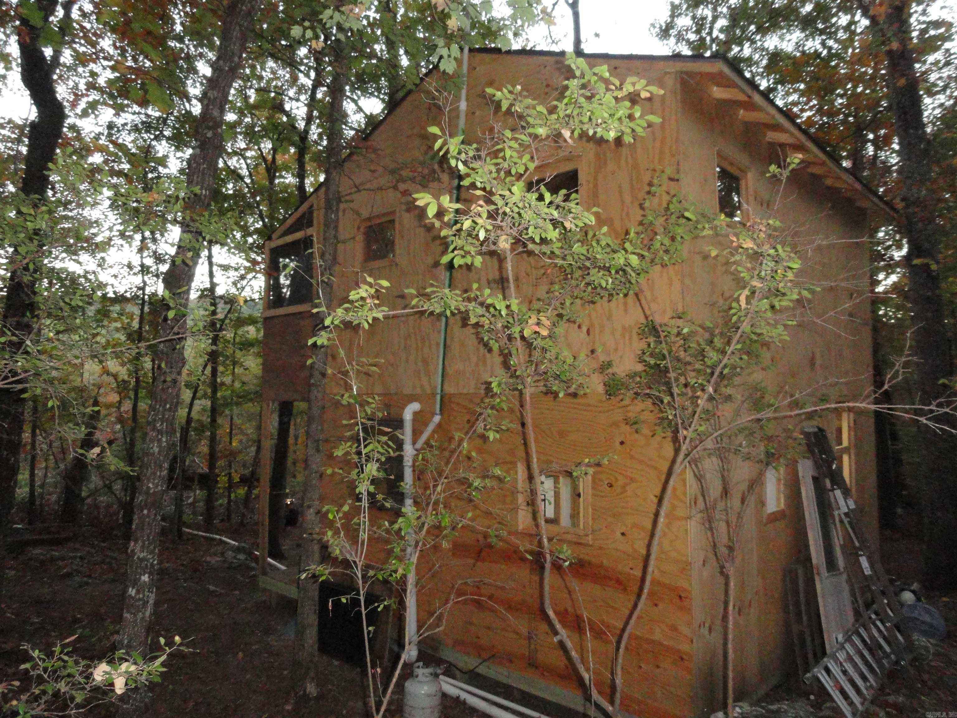 2340 Shady Grove  Leslie, AR