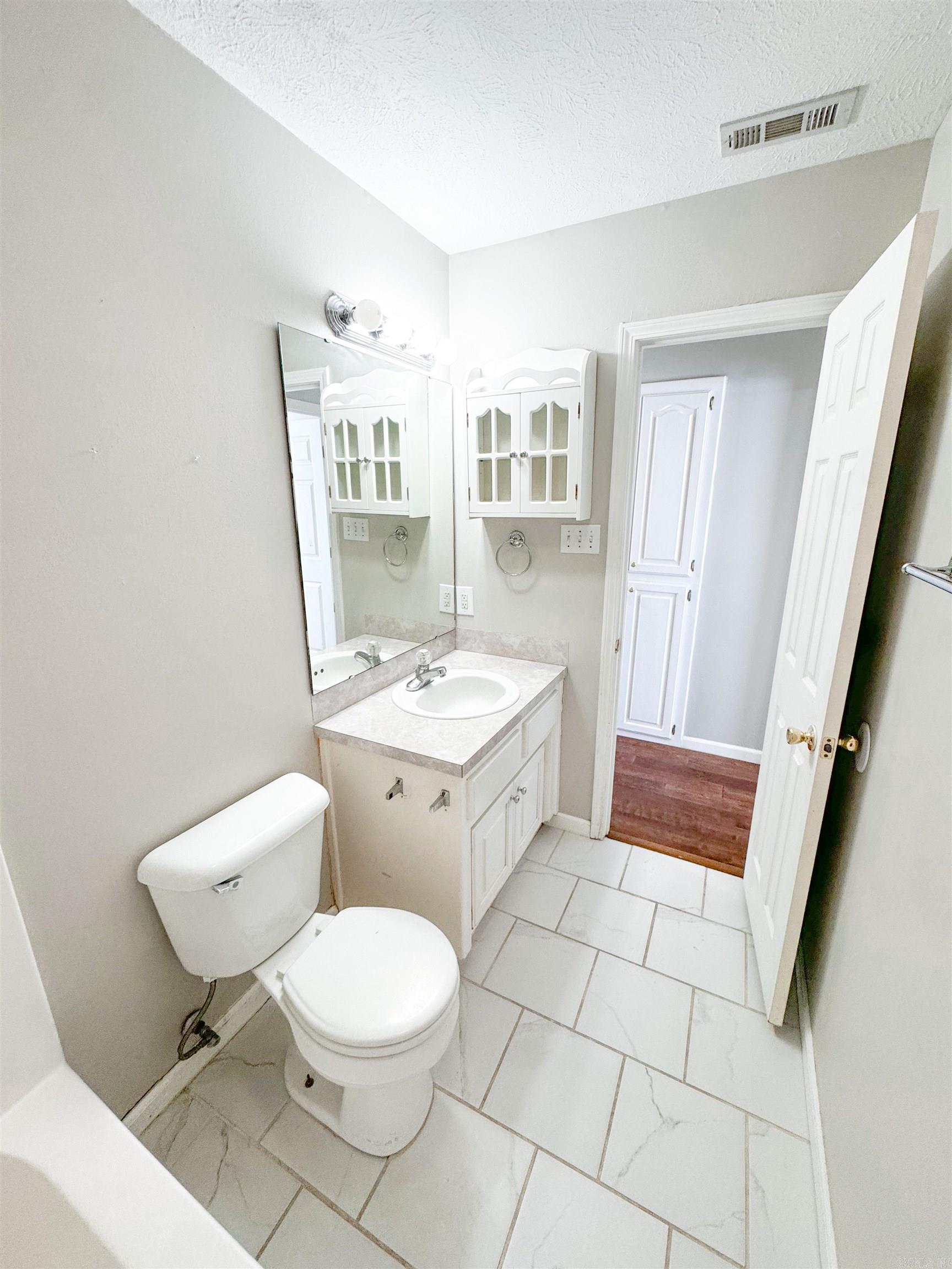 25 Applewood Drive  Cabot, AR