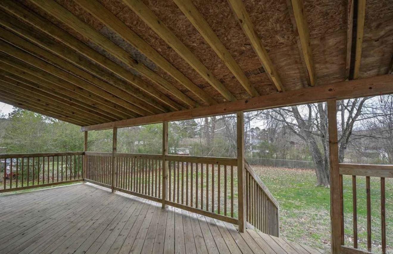 2309 W Lakeview Drive Benton, AR 72015