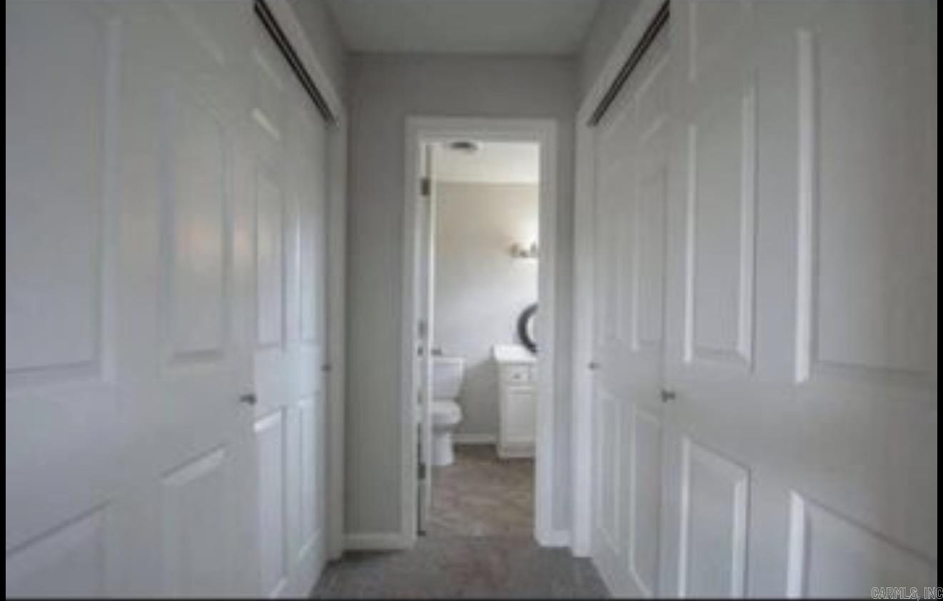 2309 W Lakeview Drive Benton, AR 72015