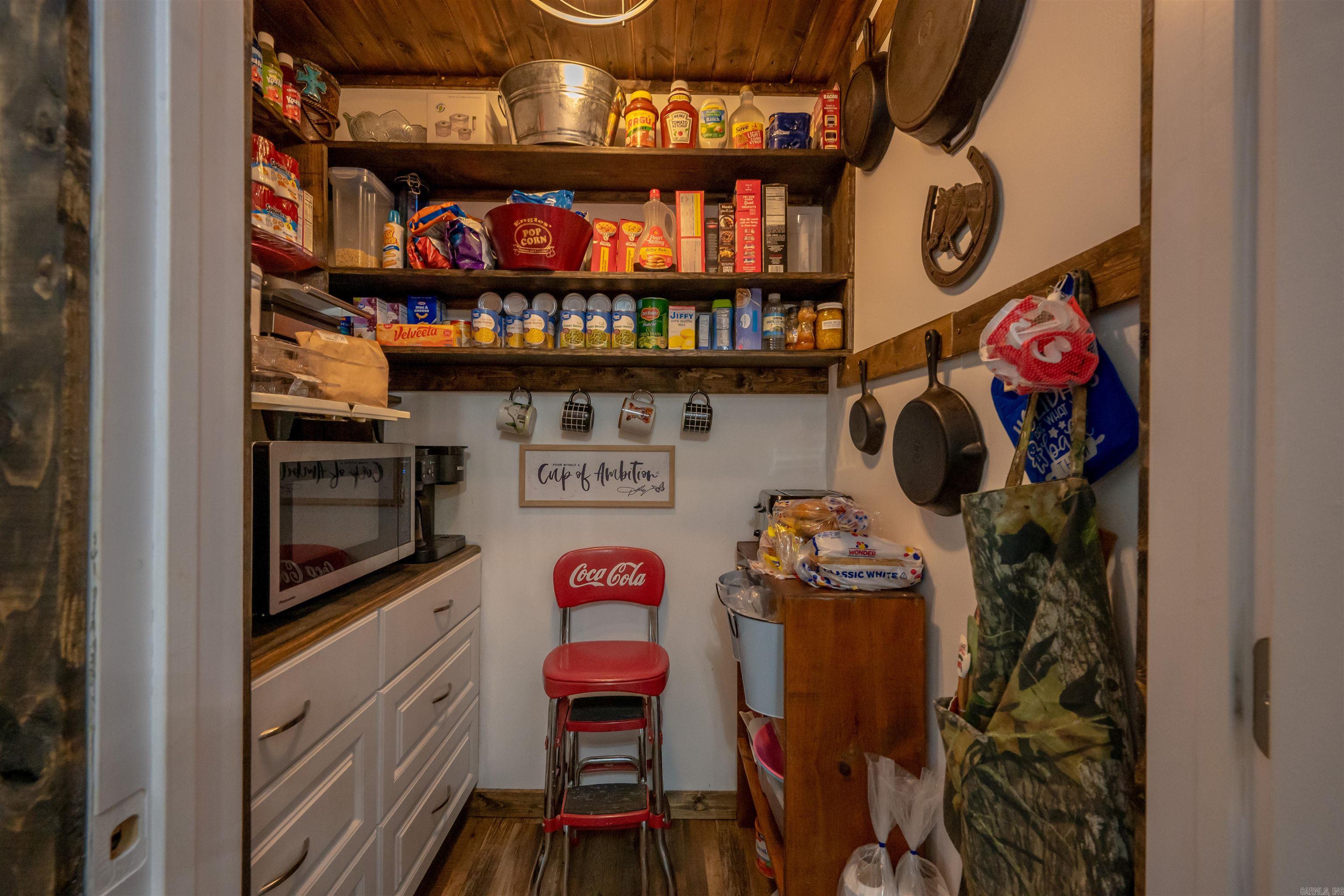 1623 Barren Fork Road Mount Pleasant, AR 72561