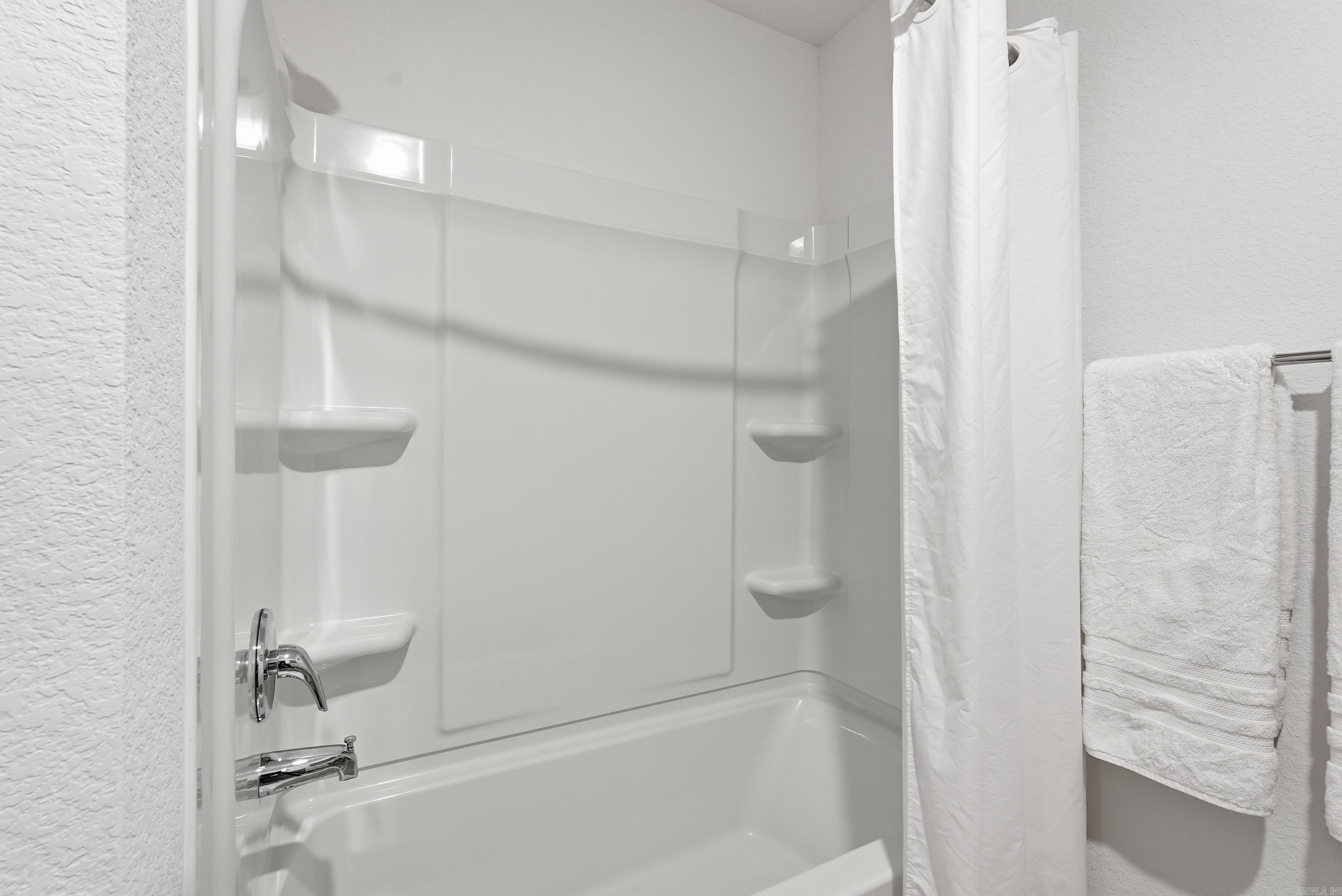 34 Sun Drenched Trl Conway, AR 72032