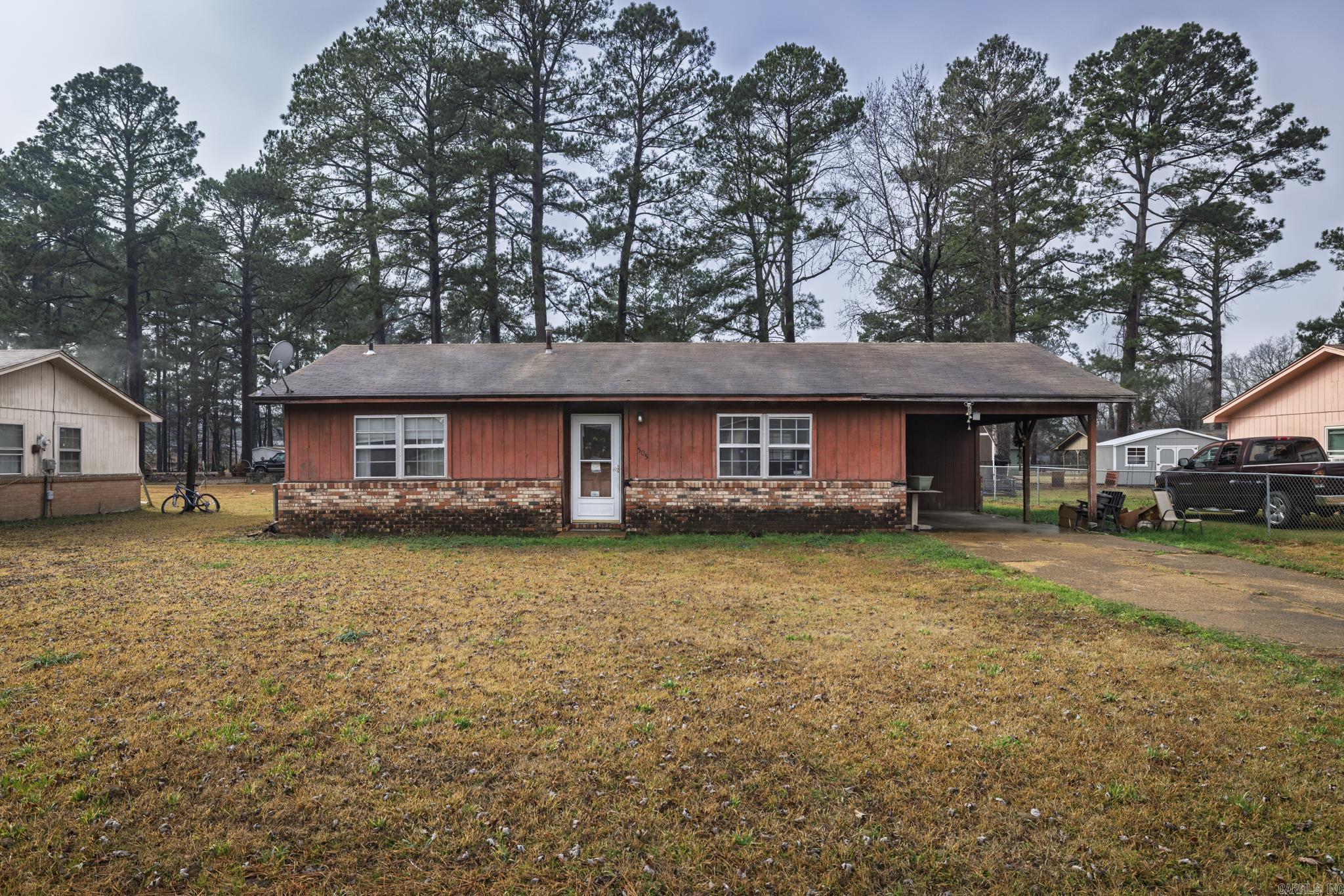 505 Meadowbrook  Gurdon, AR