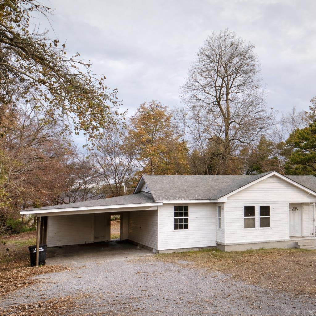 1075 W Clay  Piggott, AR