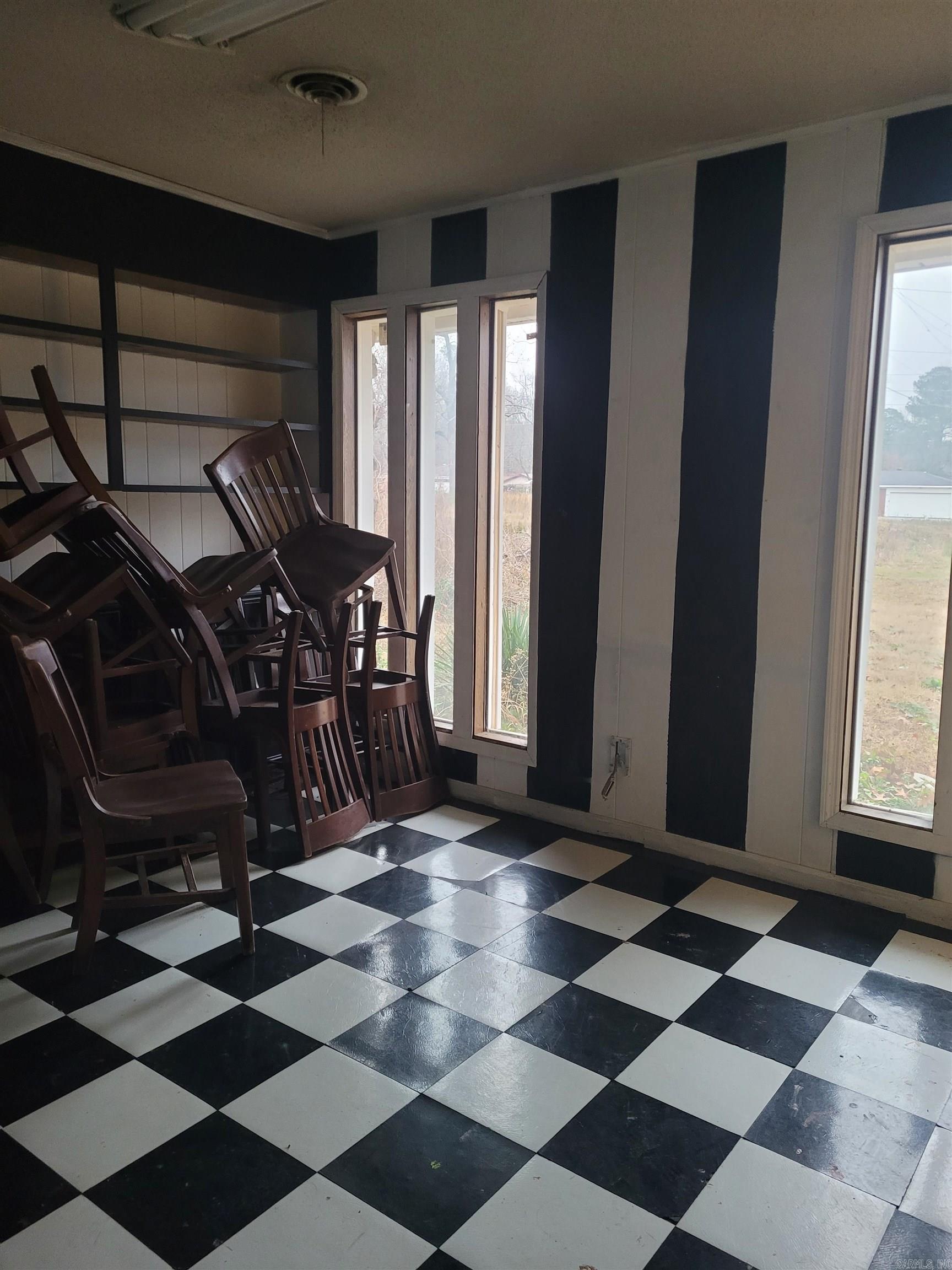 7622 Morris Dr.  Little Rock, AR