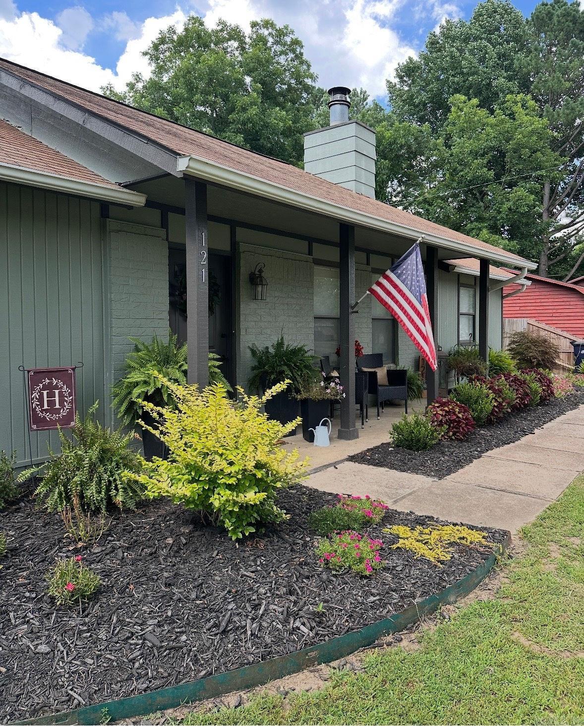 121 Oriole Batesville, AR 72501