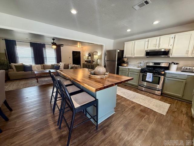 121 Oriole Batesville, AR 72501