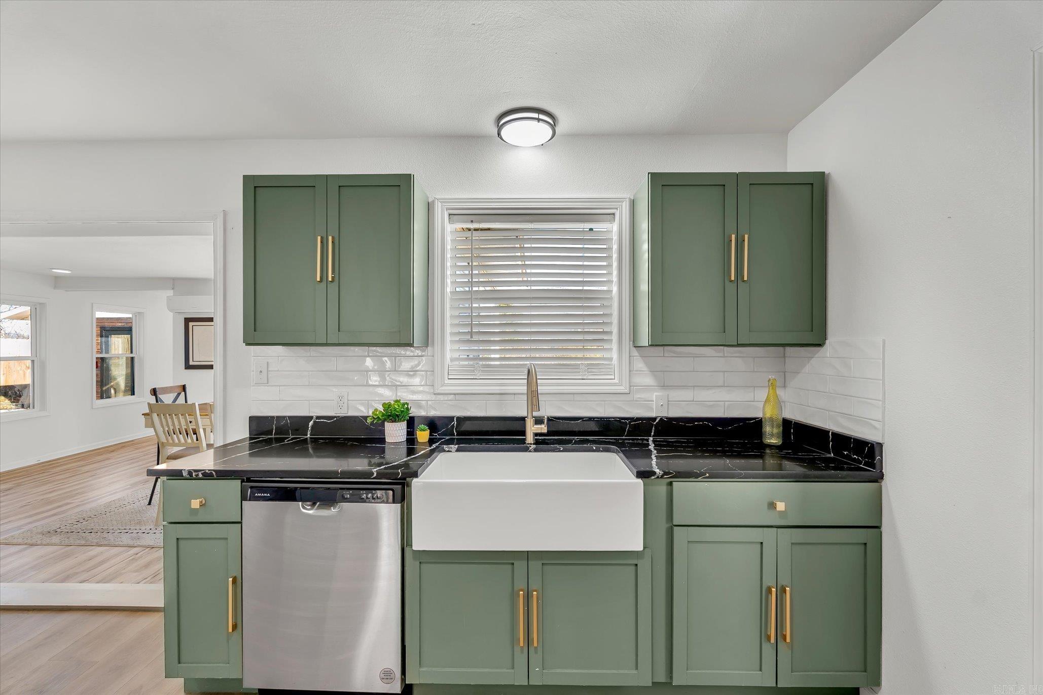 305 Saint Renee  Paragould, AR