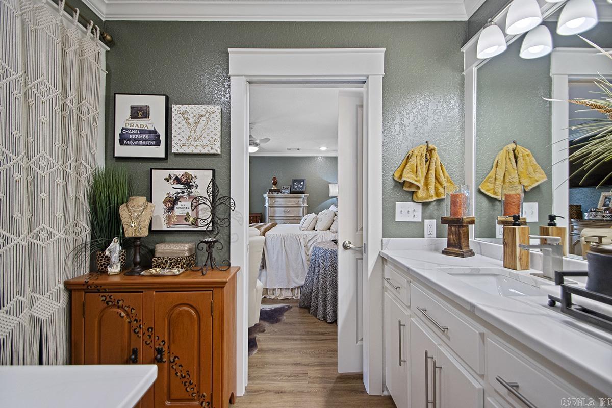 324 W North  Benton, AR