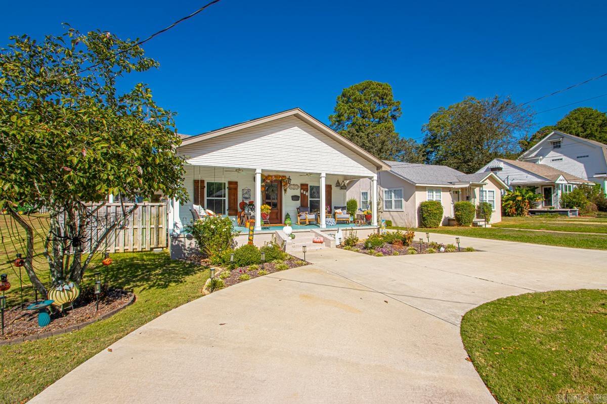 324 W North  Benton, AR